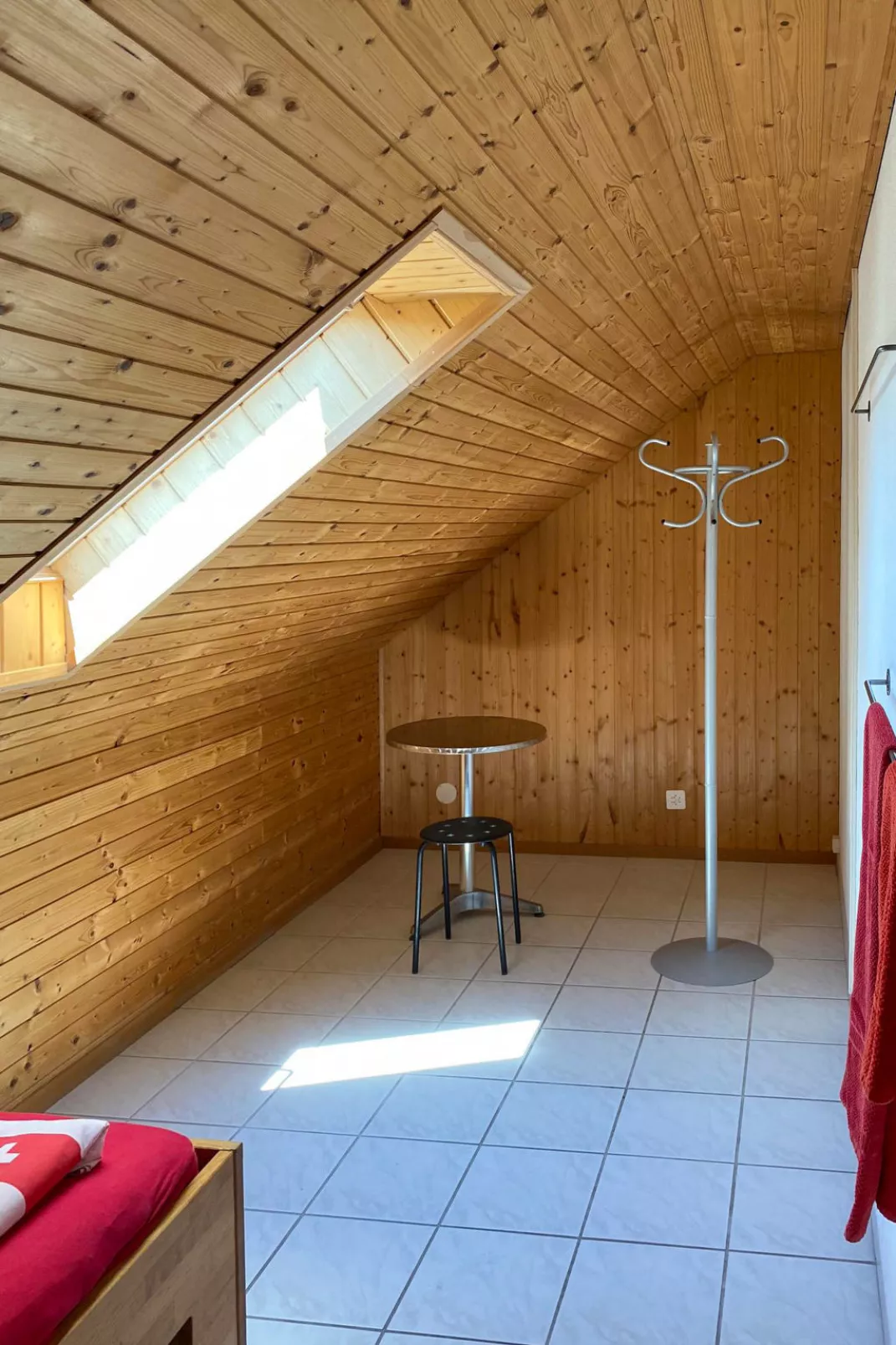 Arn's Place-Inside