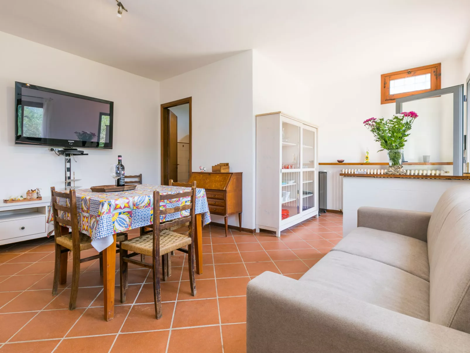 Villa Magna + Dependance-Inside