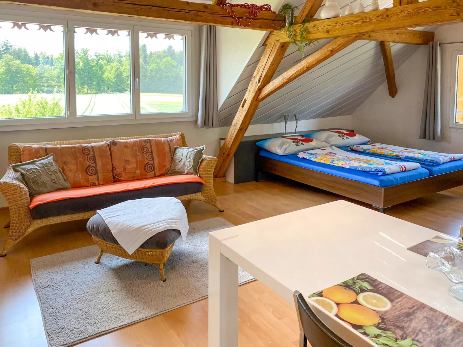 Arn's Dachstudio-Drinnen