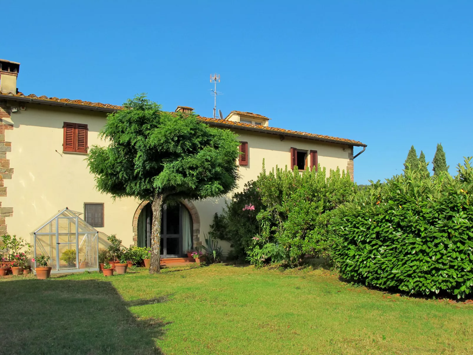 Villa Magna + Dependance-Outside