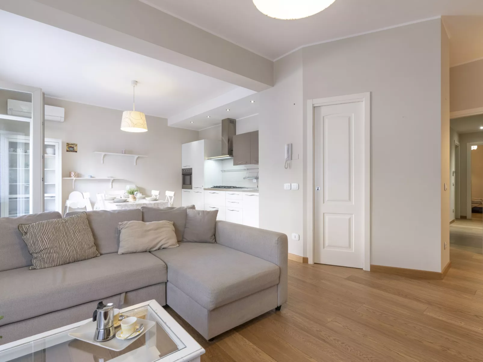 Agapanti House-Dedans