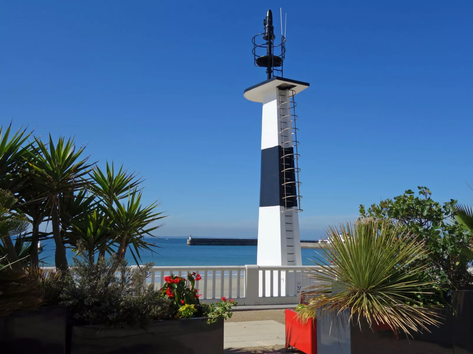 Les Terrasses de la Plage-Outside