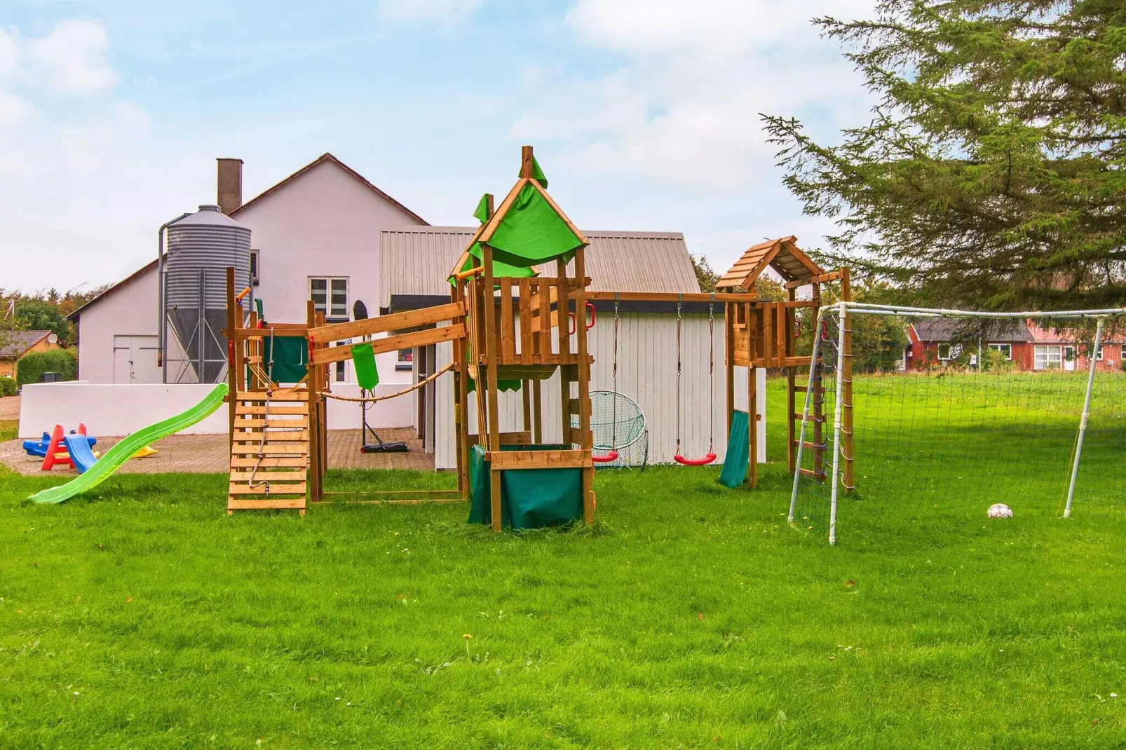 8 person holiday home in Henne-View