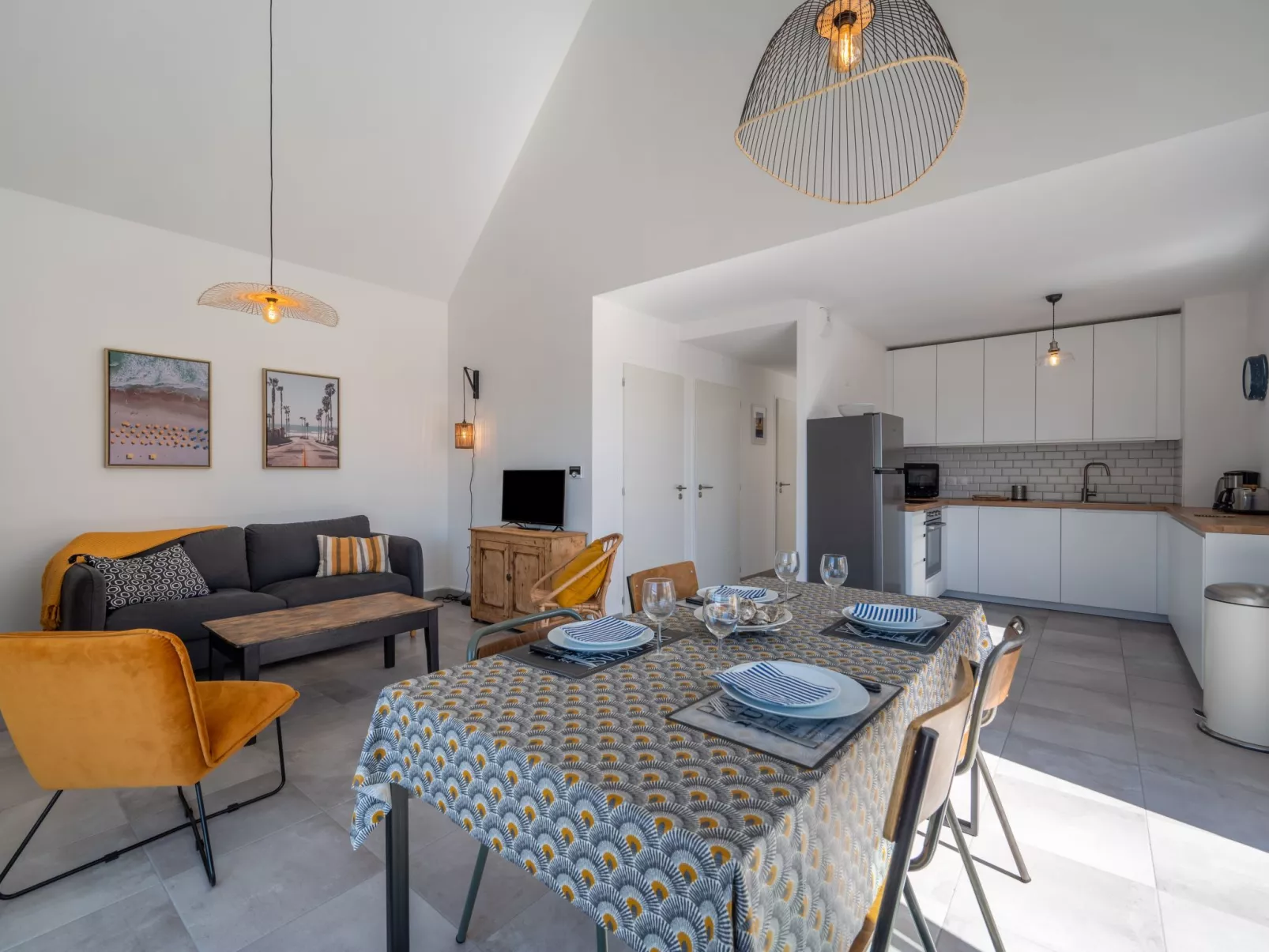 Le Clos Moguer-Inside