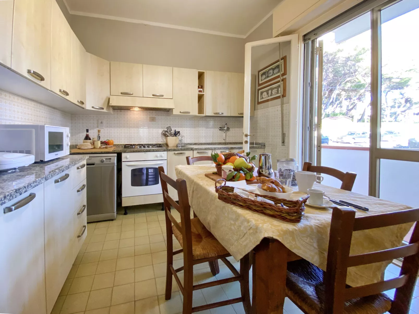 Casa di Nora-Inside