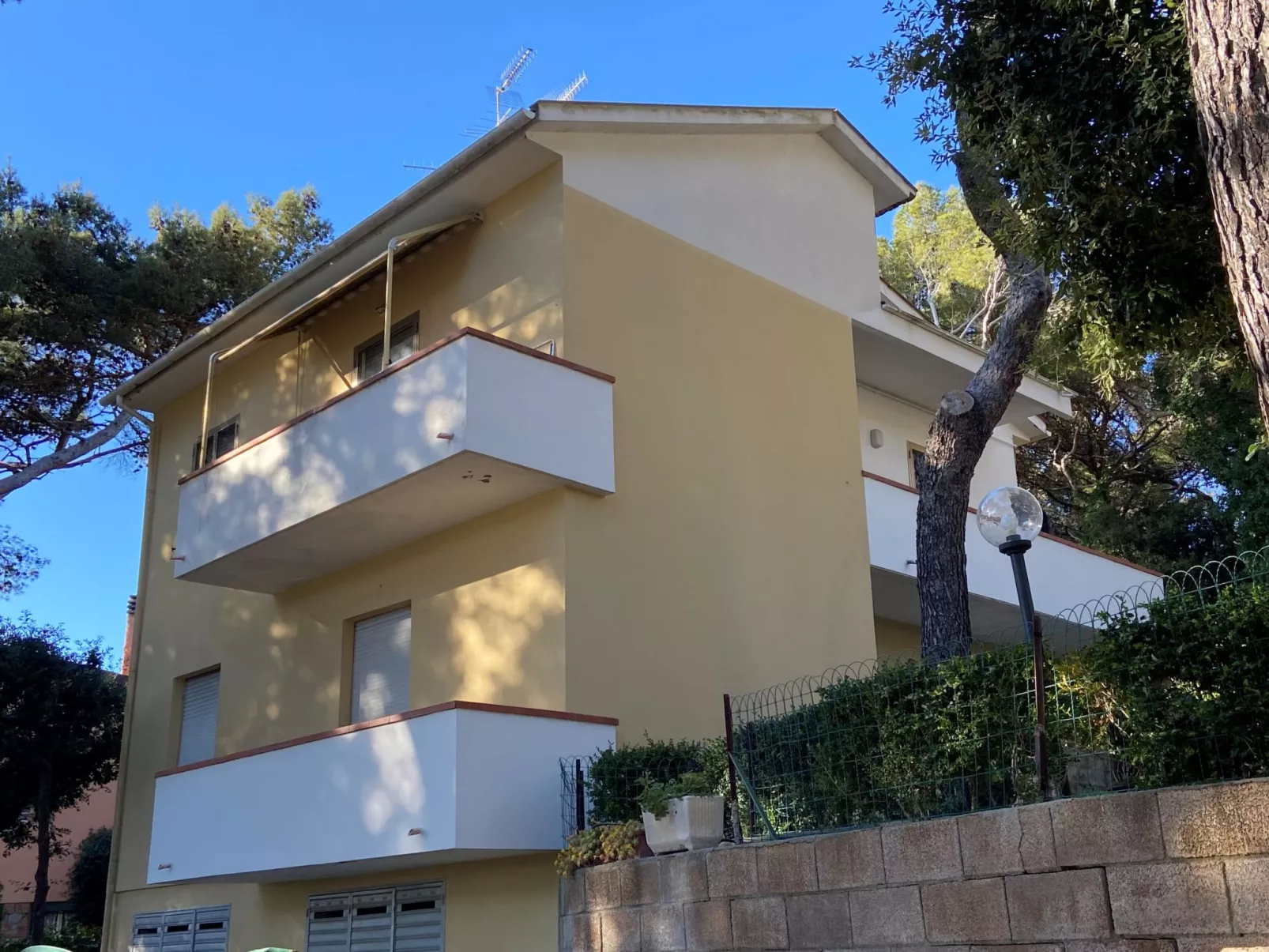 Casa di Nora-Outside