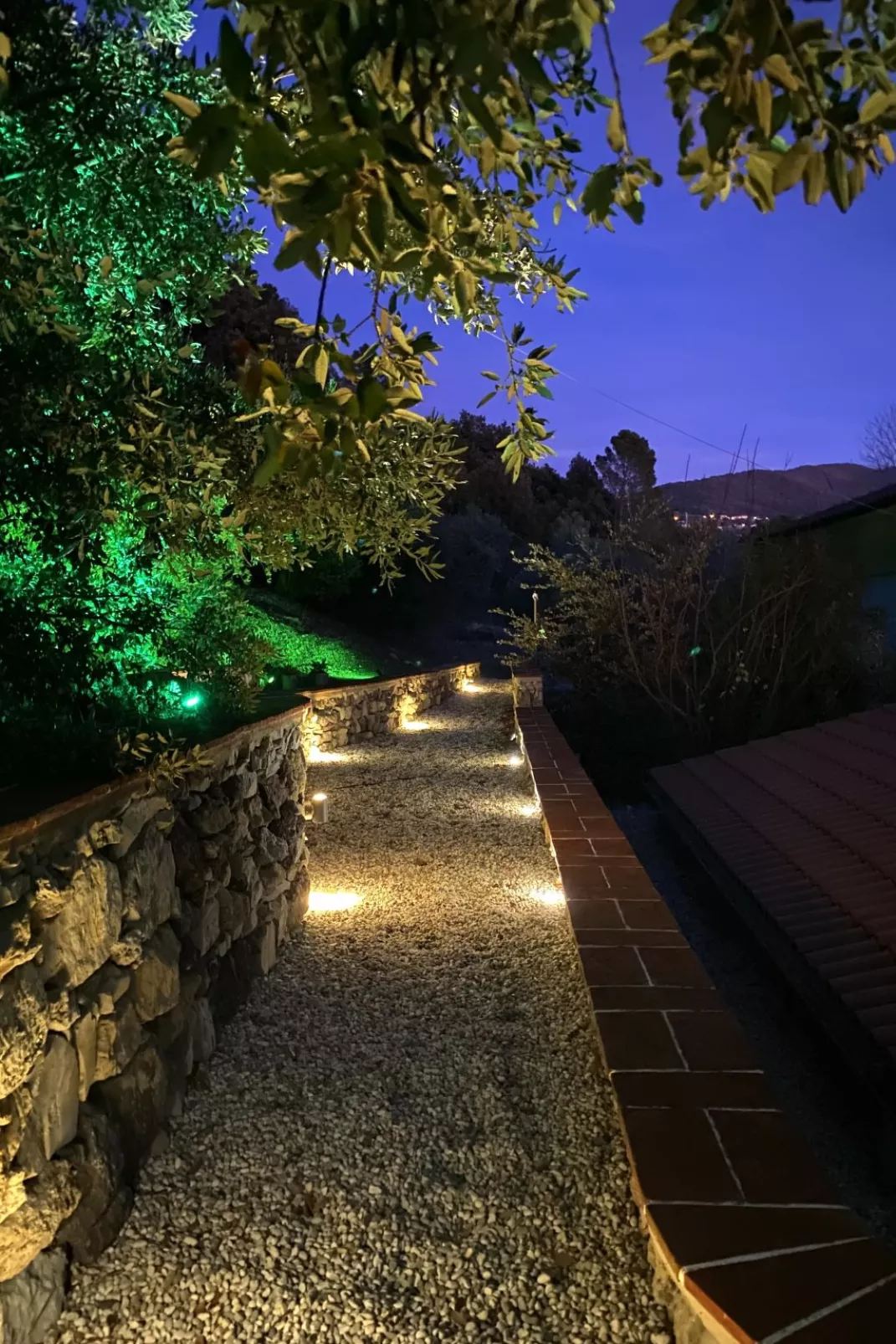 Home Relax-Outside