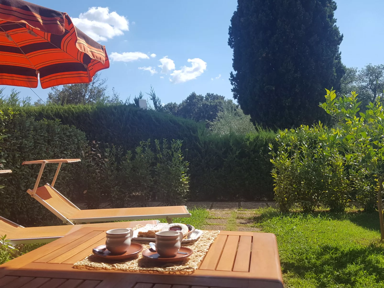 Il Lago-Outside