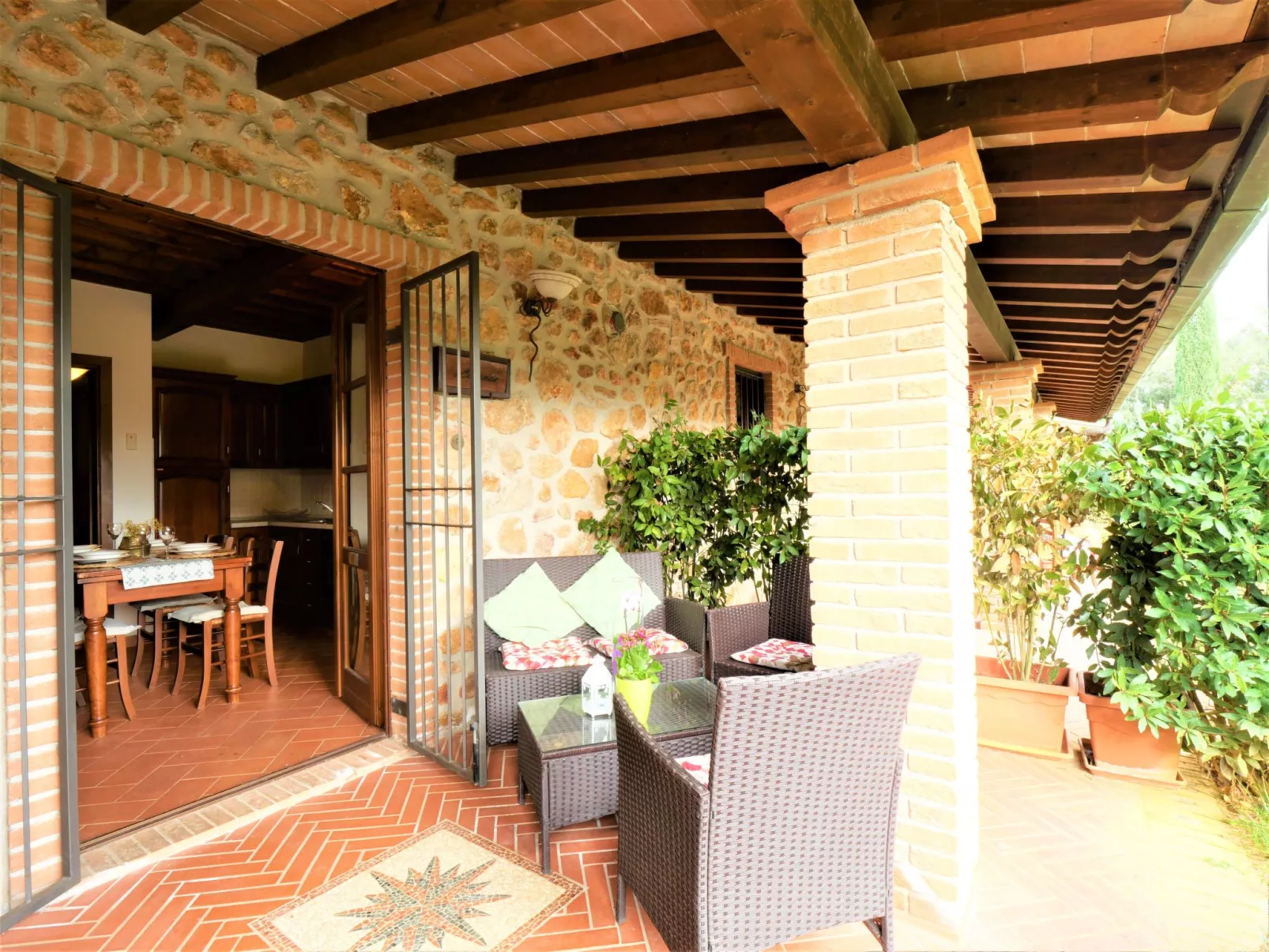 Il Lago-Outside