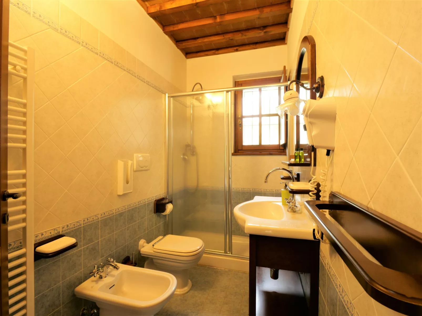 Il Lago-Inside