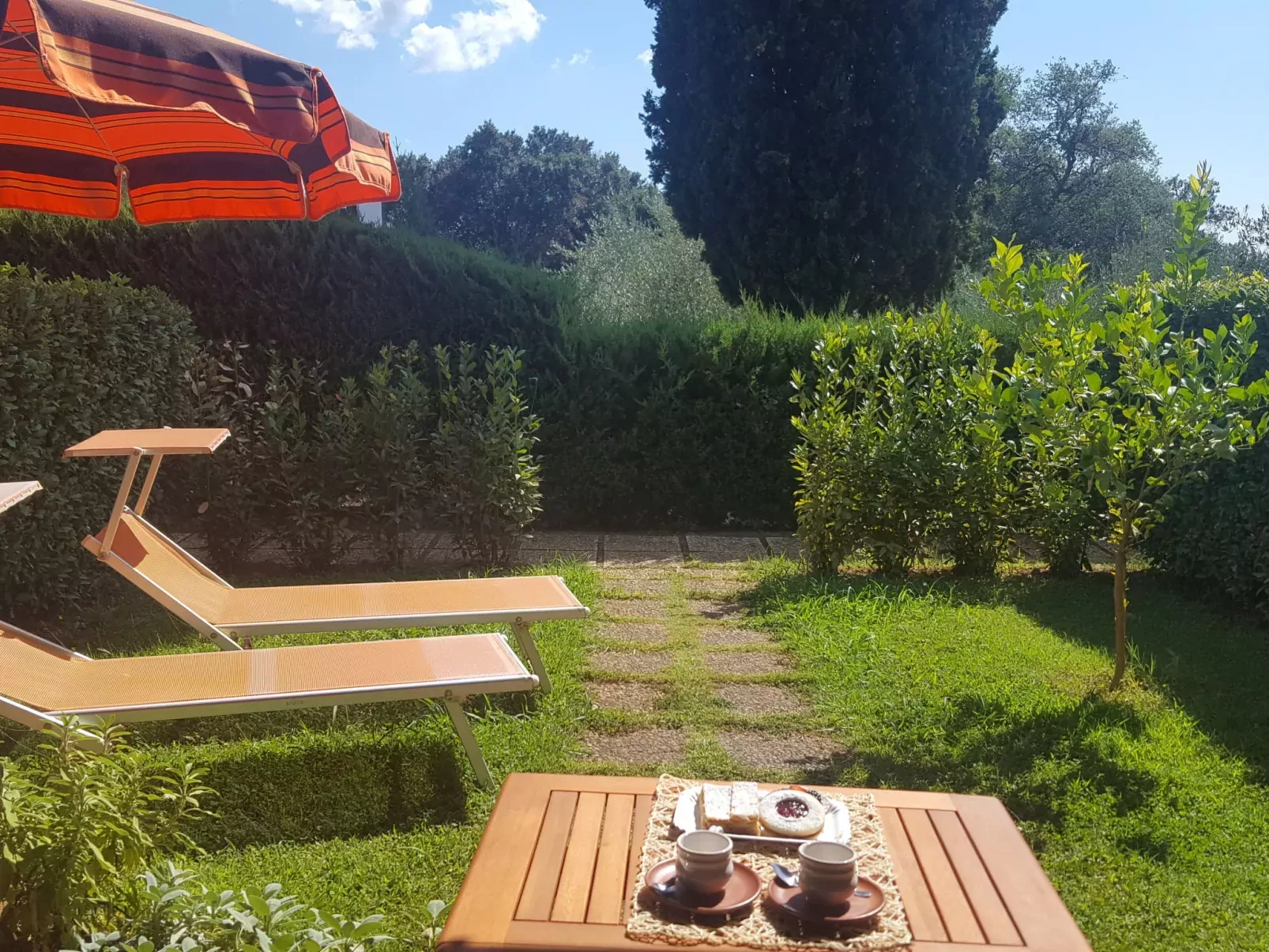 Il Lago-Outside