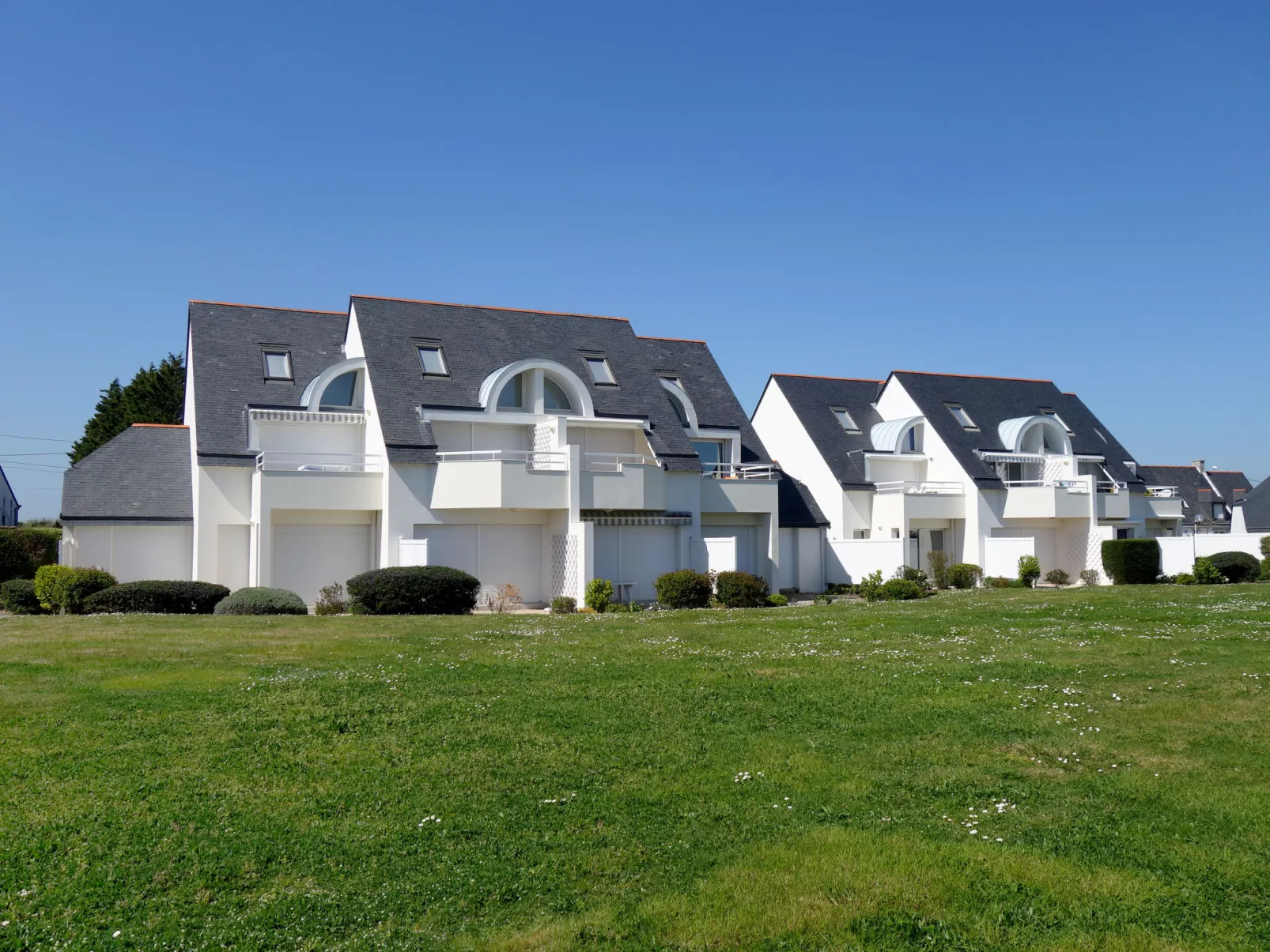 Domaine des Tadornes-Outside