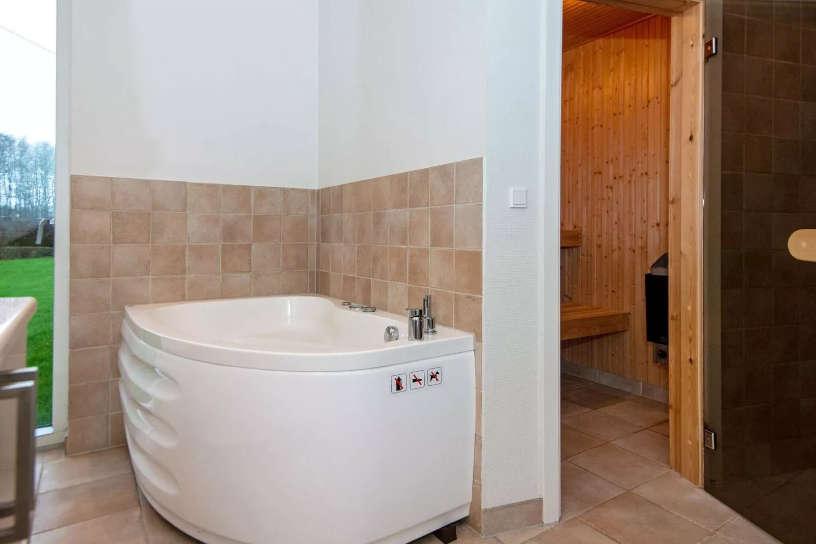 6 Personen Ferienhaus in Sydals-Wellnessbereich