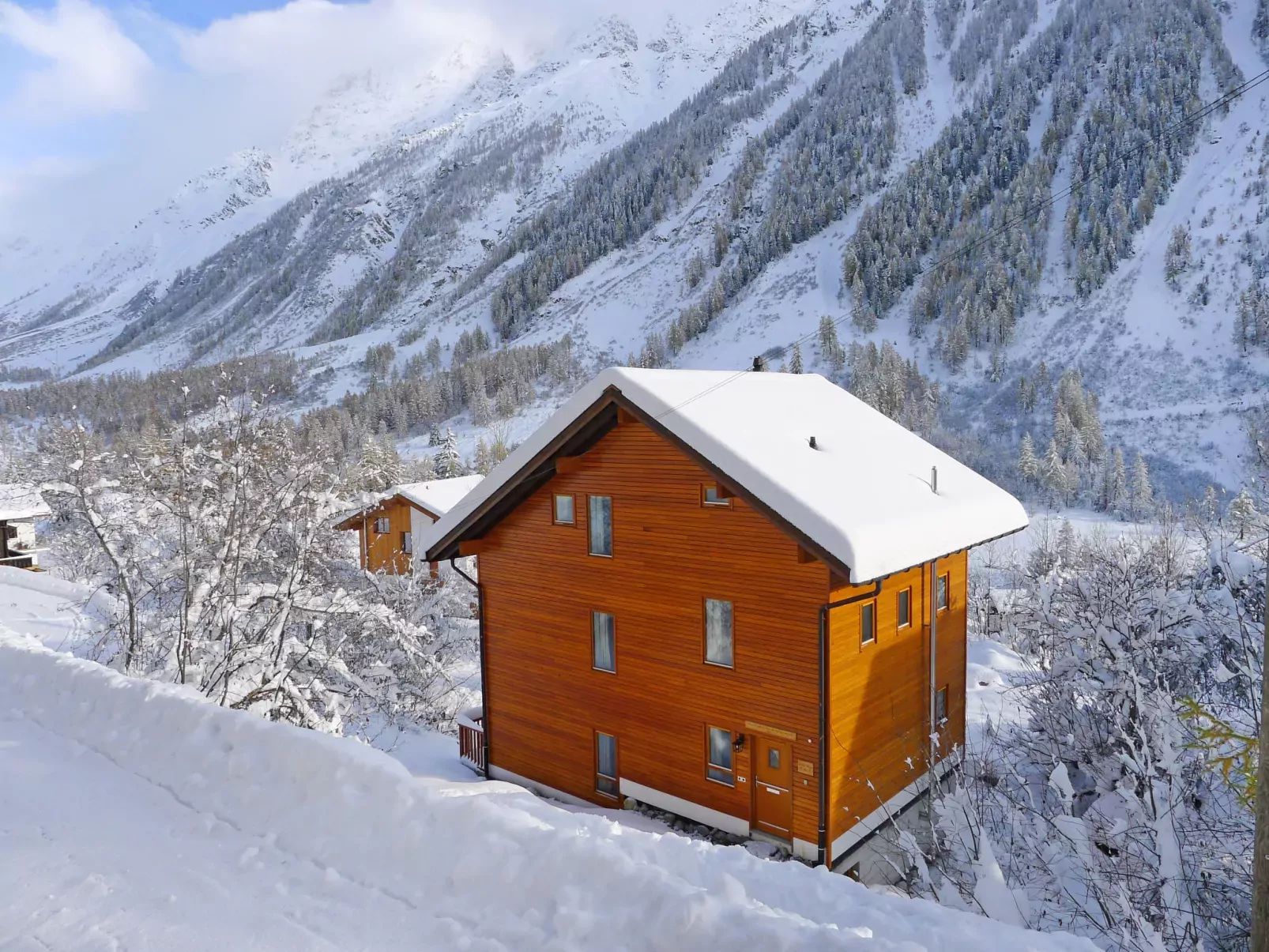Chalet Eden-Outside