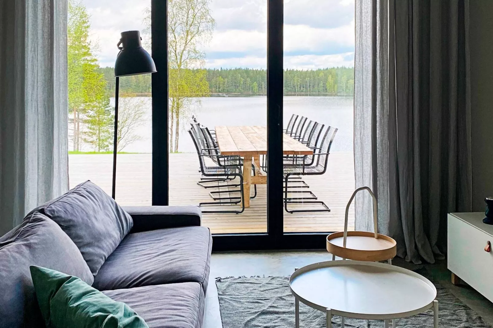Modern Lakeside Retreat-By Traum-Indoor