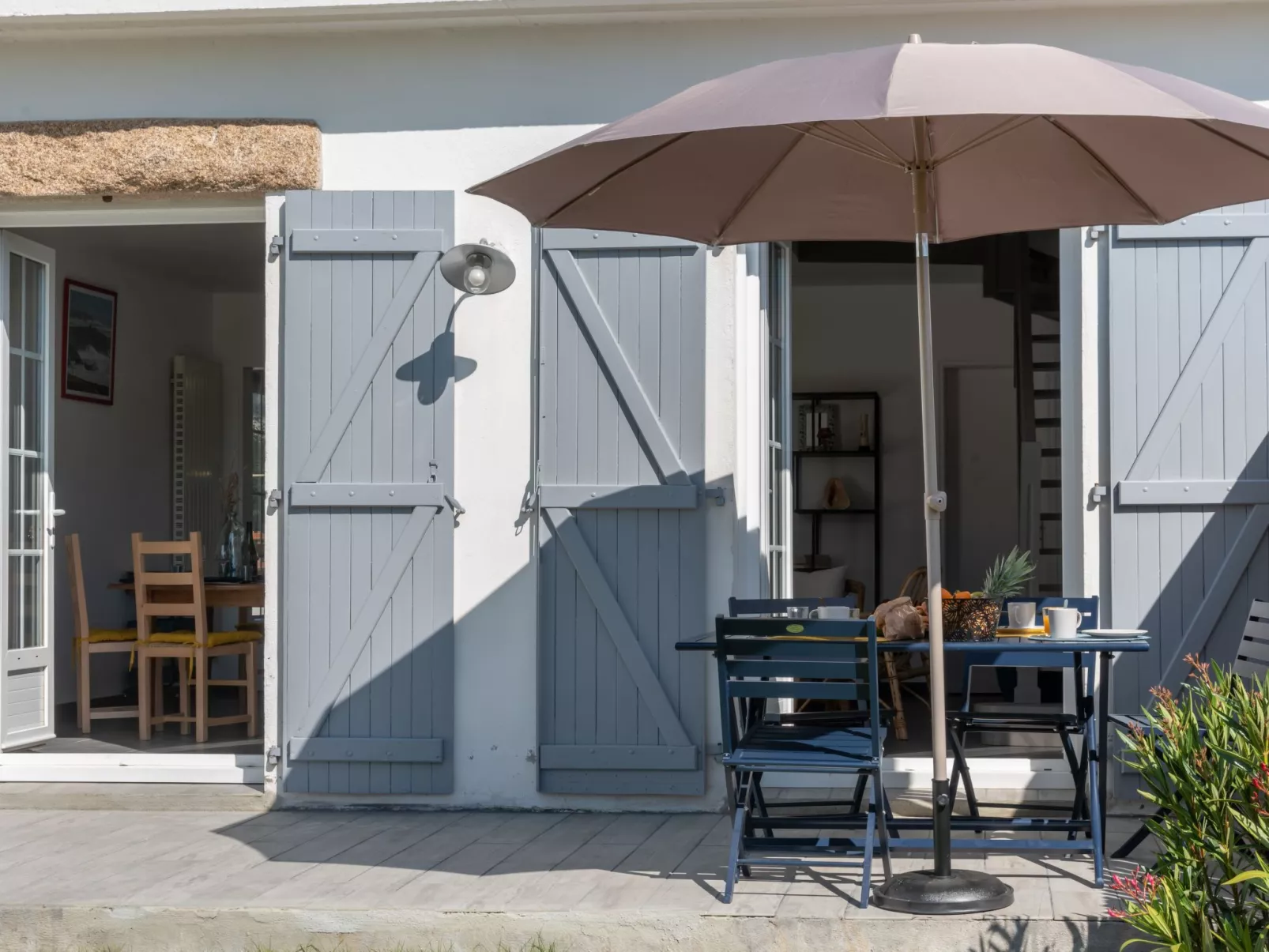 Bretagne-Outside