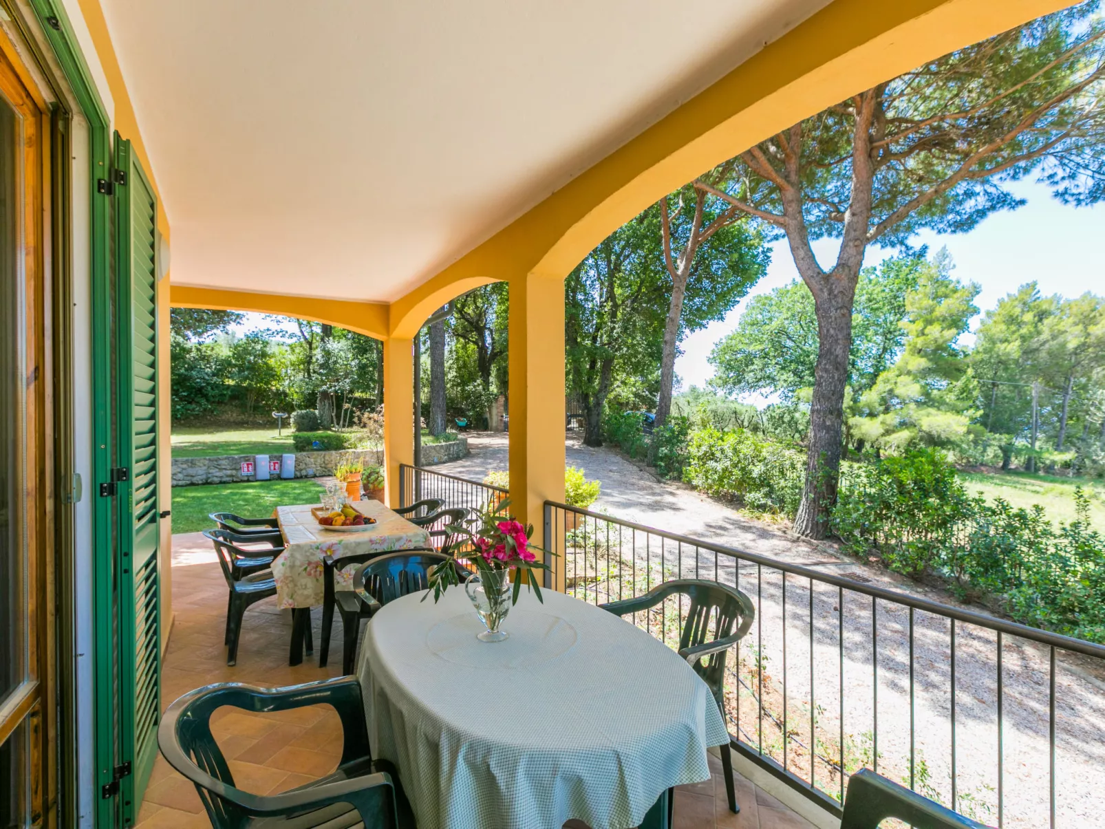 Villa Le Querce-Outside