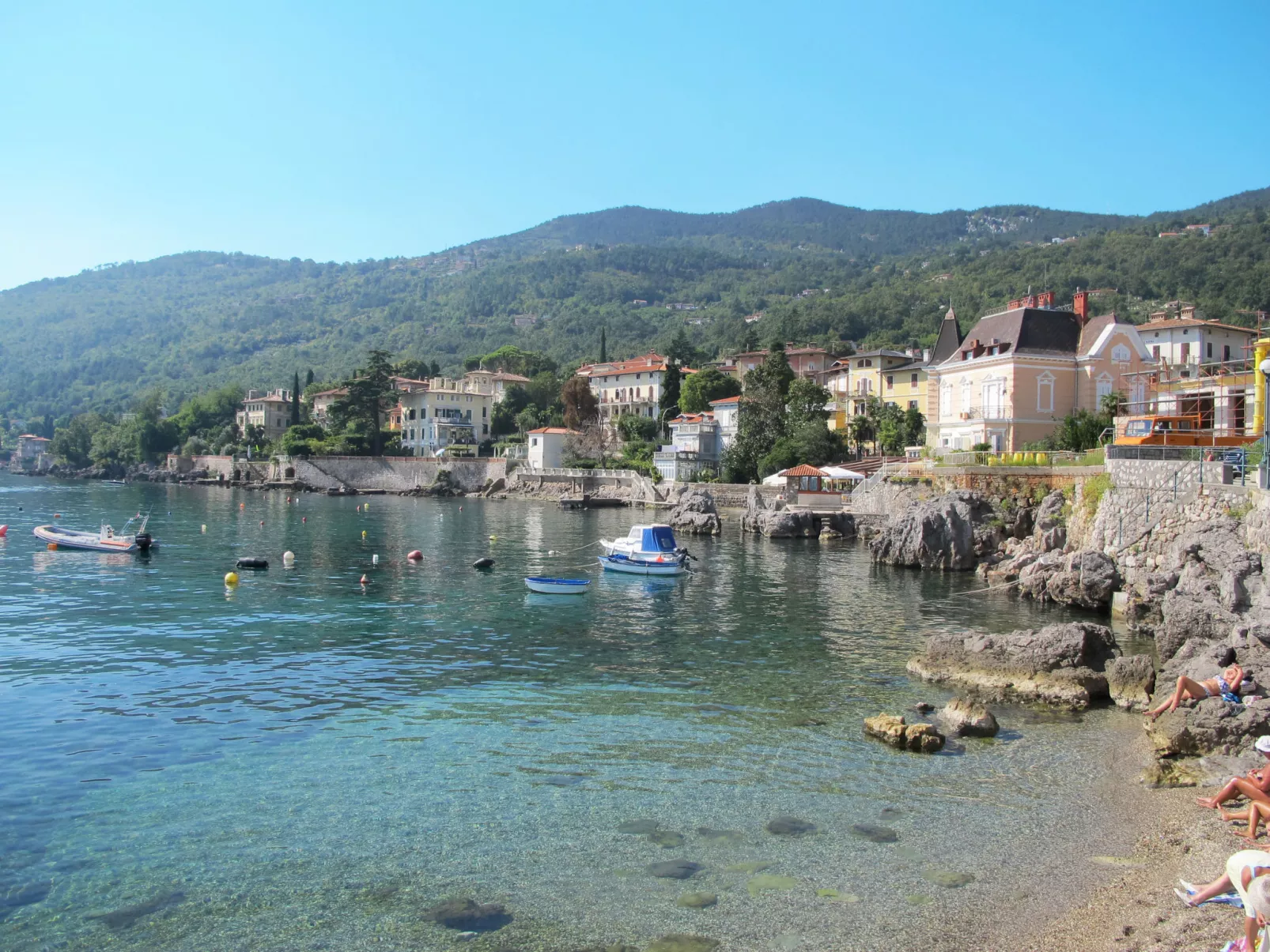 Teodora-Area