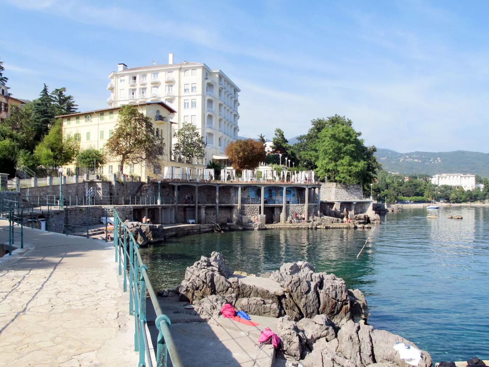 Teodora-Area