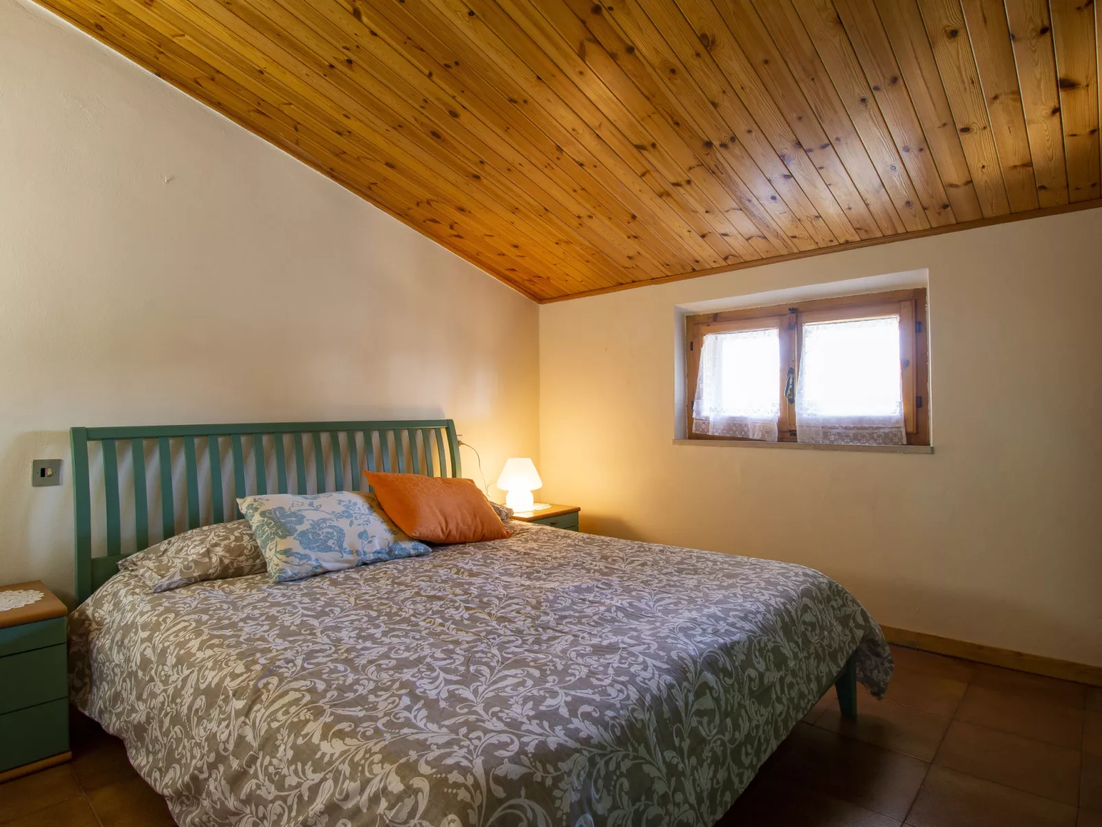 Duna Marina-Inside