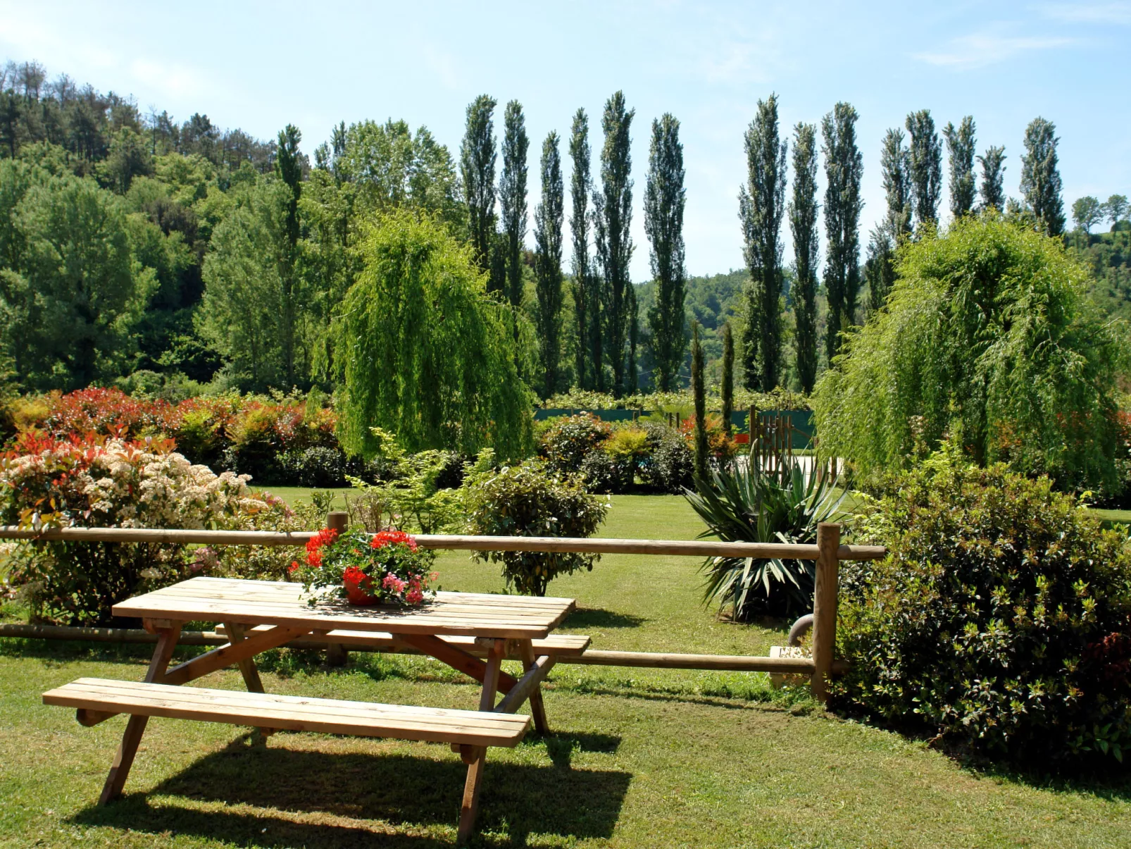Il Cipresso-Outside