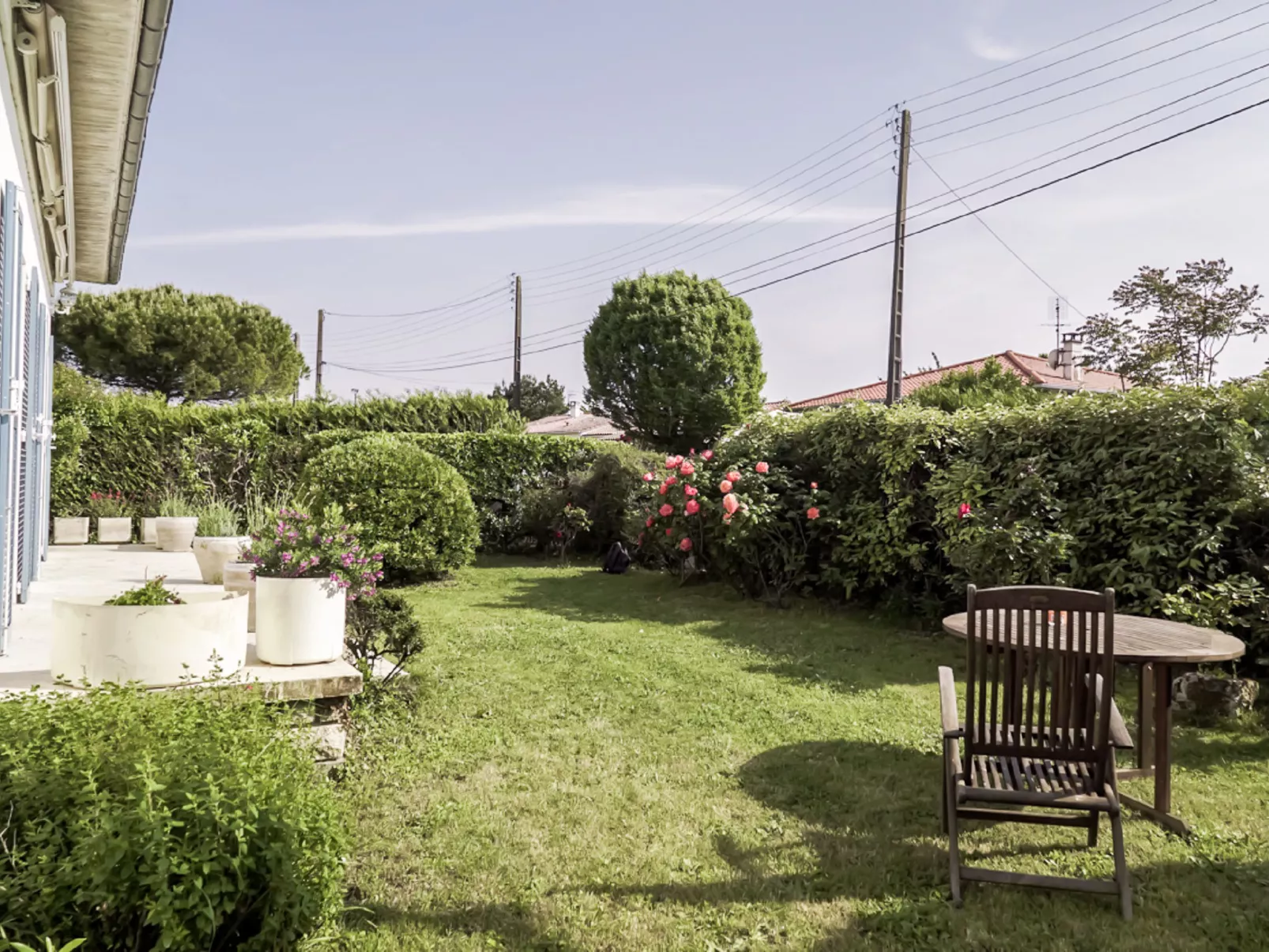 Villa de la Grosse Pierre-Outside