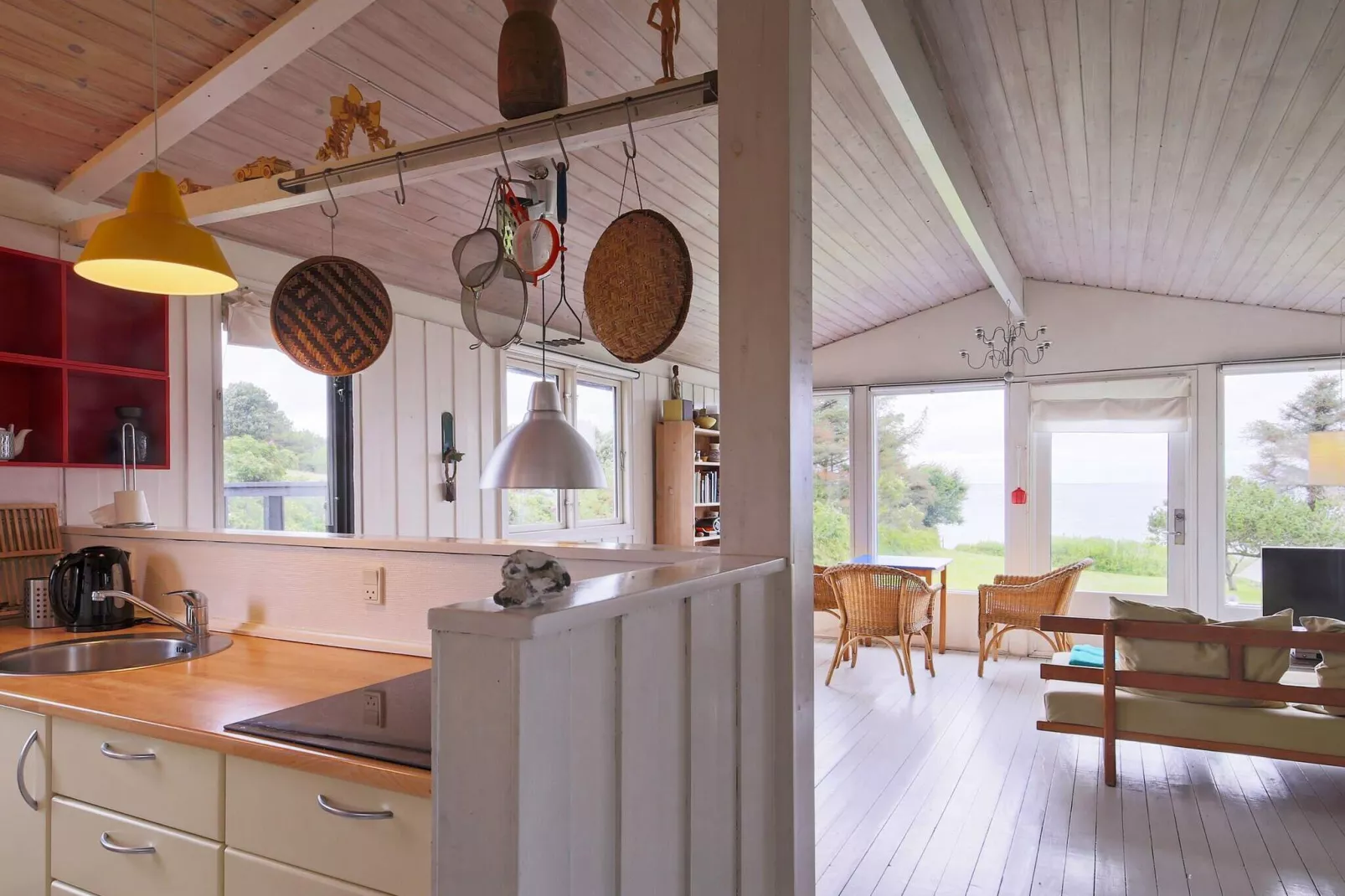 Seaside Serenity at Lumsas Retreat-By Traum-Indoor