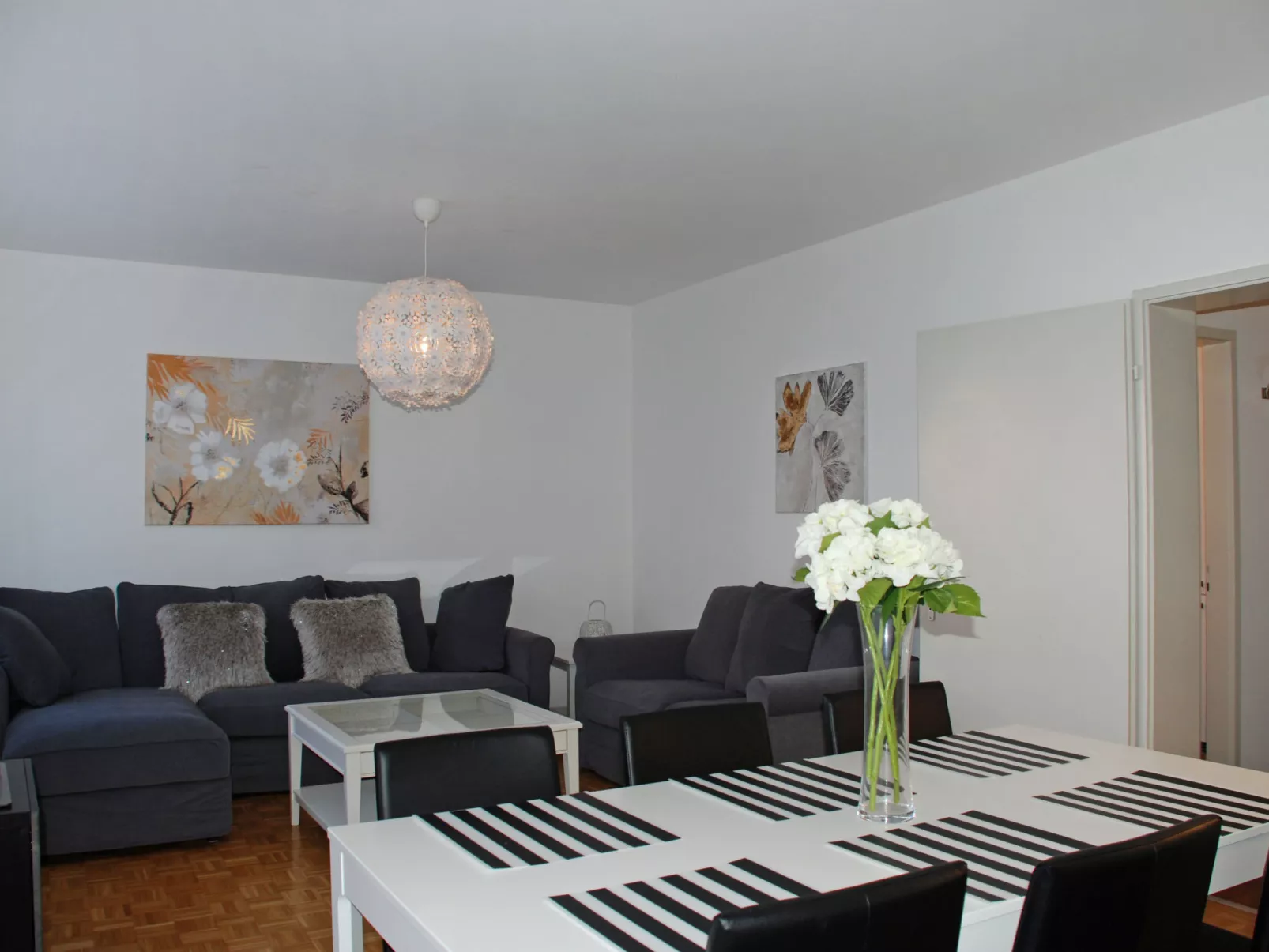 Large Suite-Inside