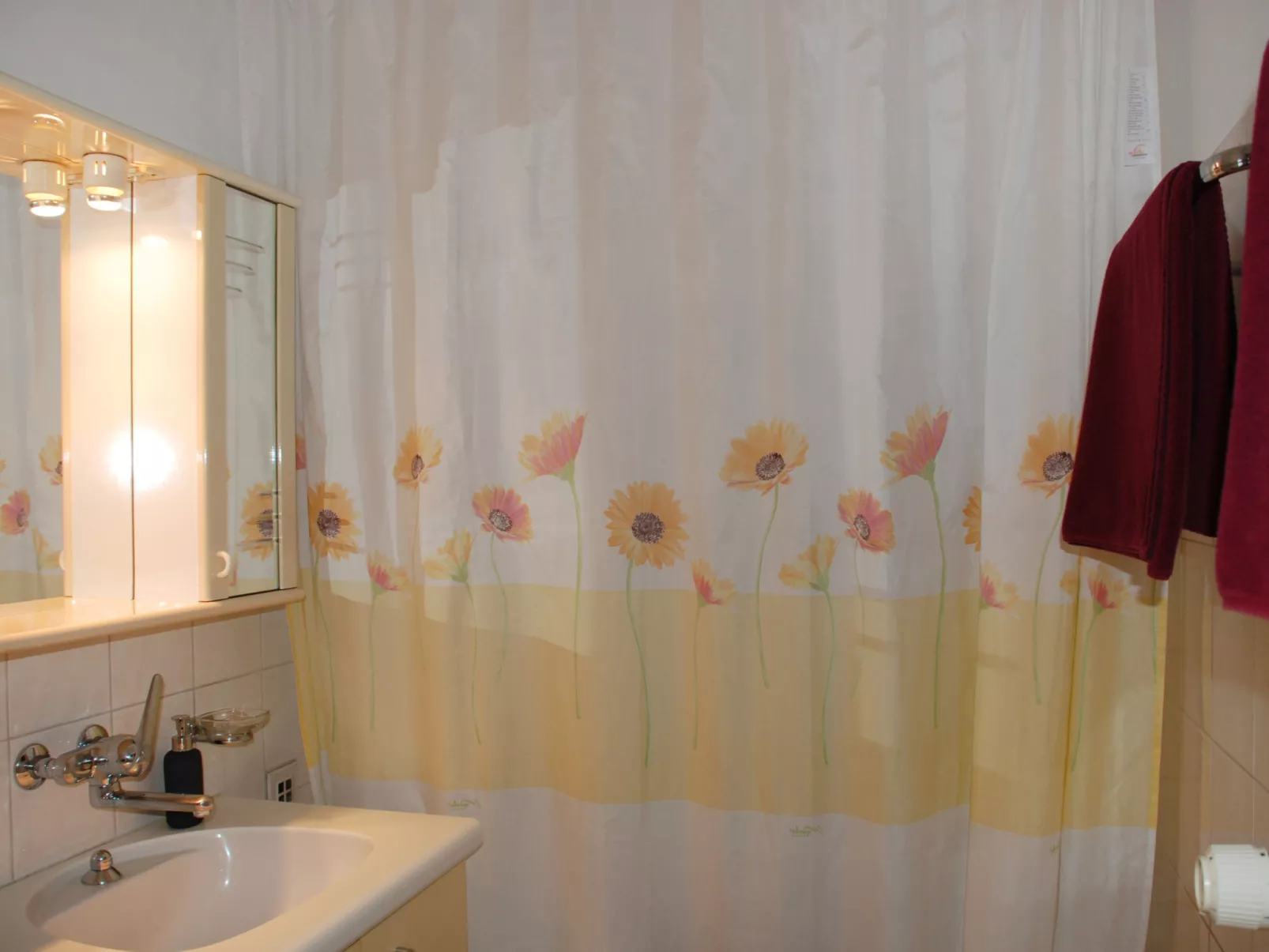 Large Suite-Inside