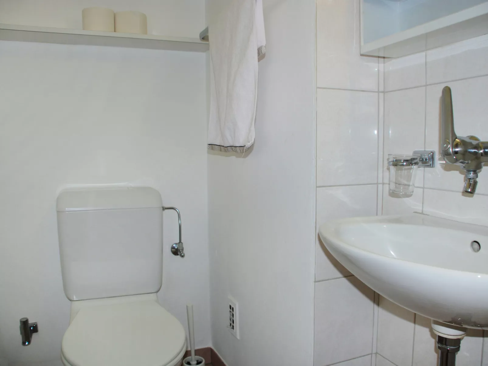 Large Suite-Inside