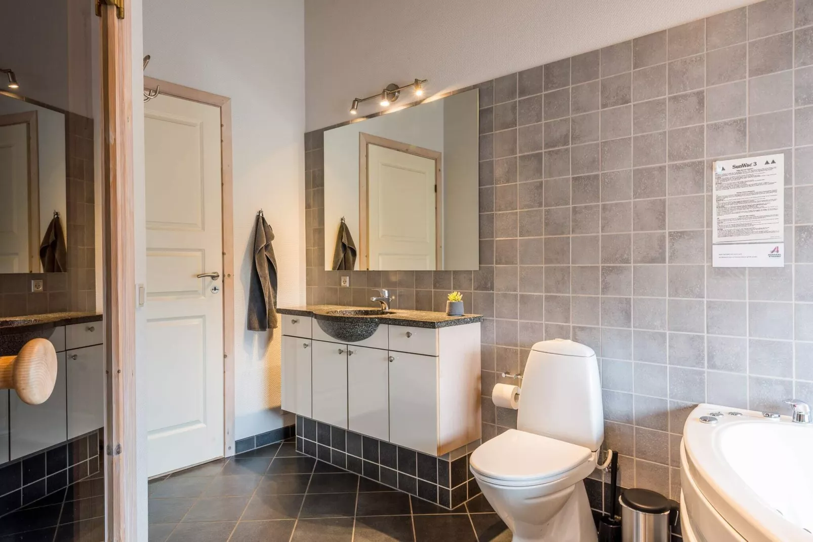 8 Personen Ferienhaus in Tarm-Wellnessbereich