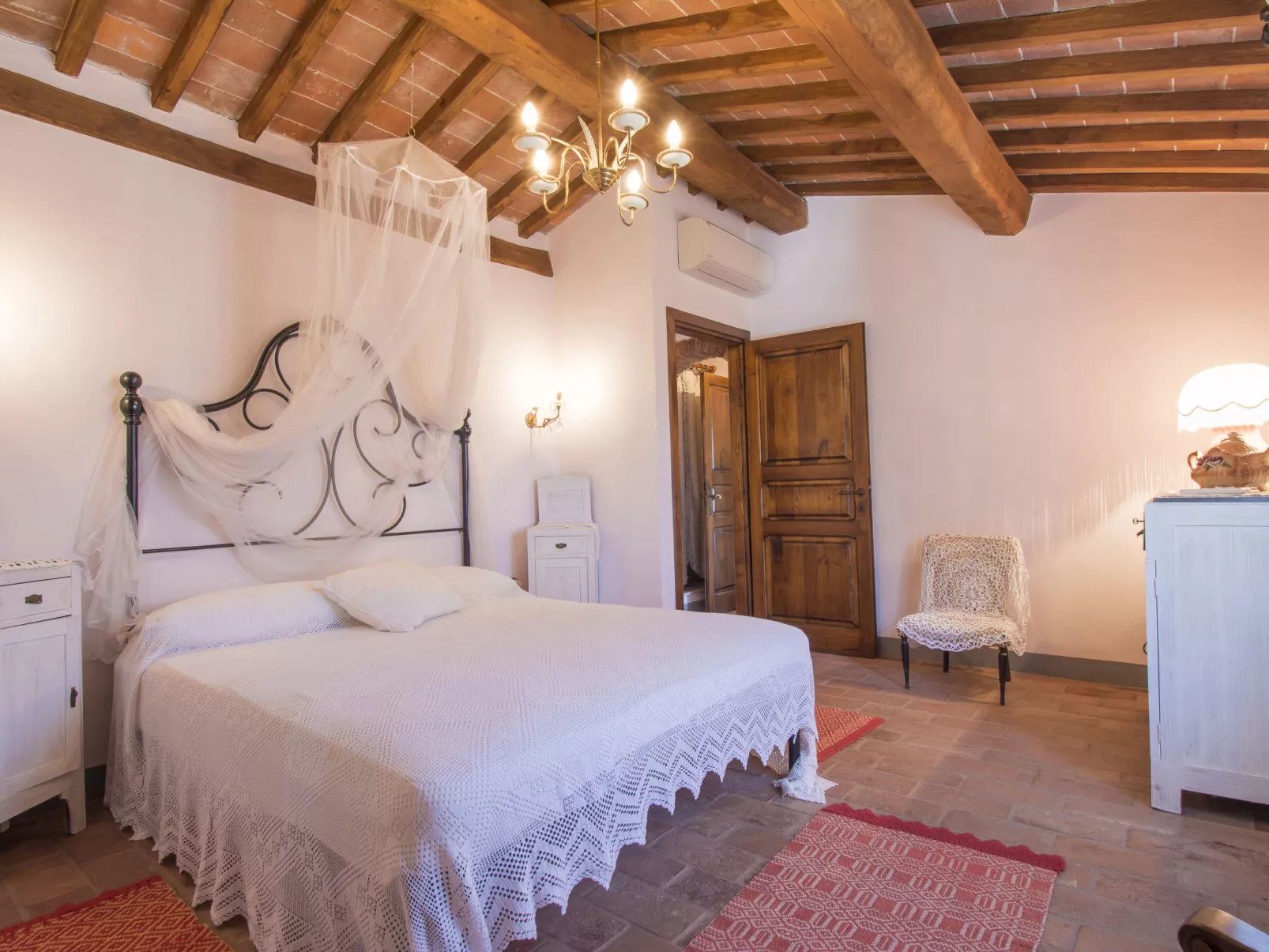 Villa delle Stelle-Inside