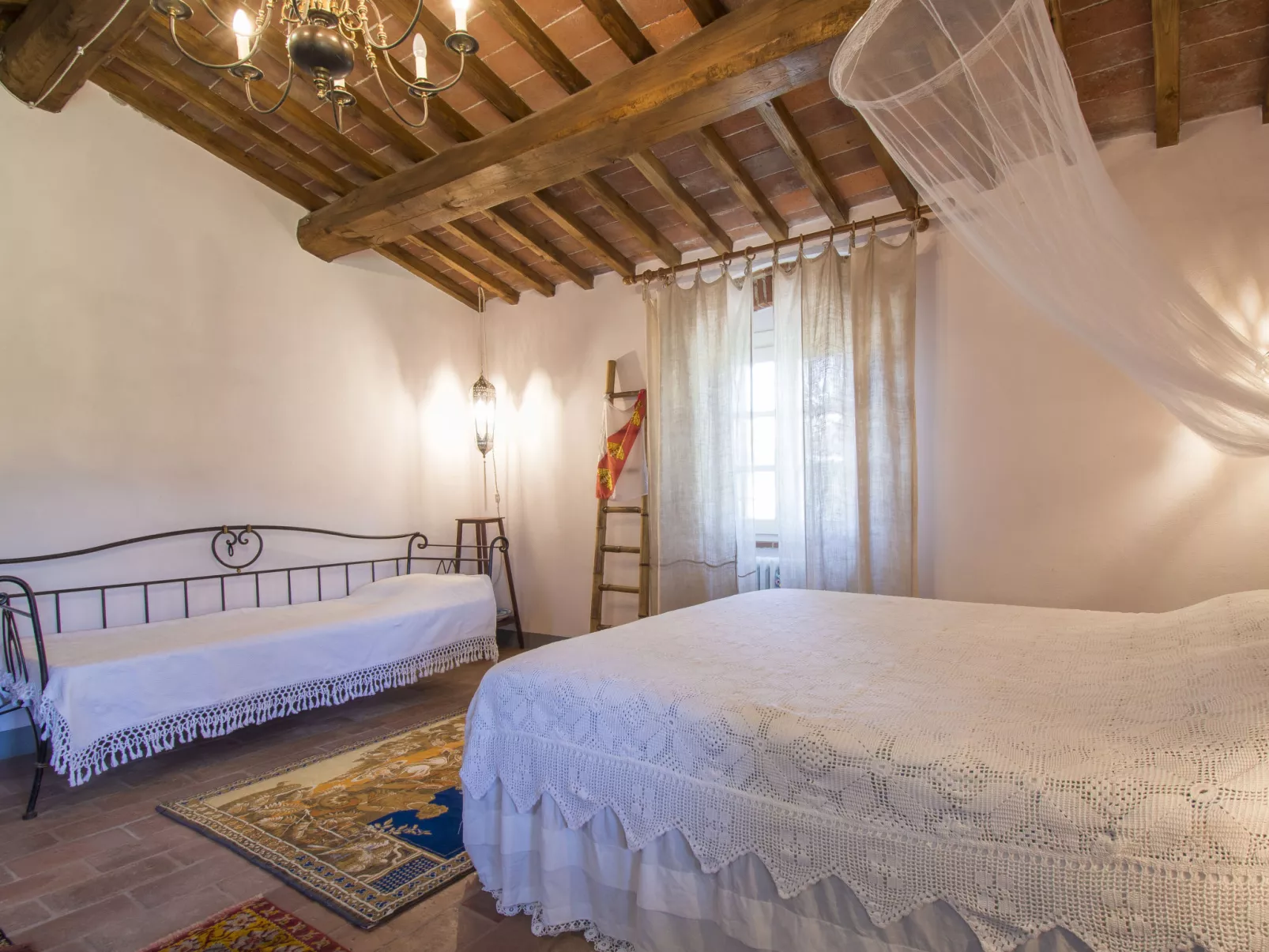 Villa delle Stelle-Inside