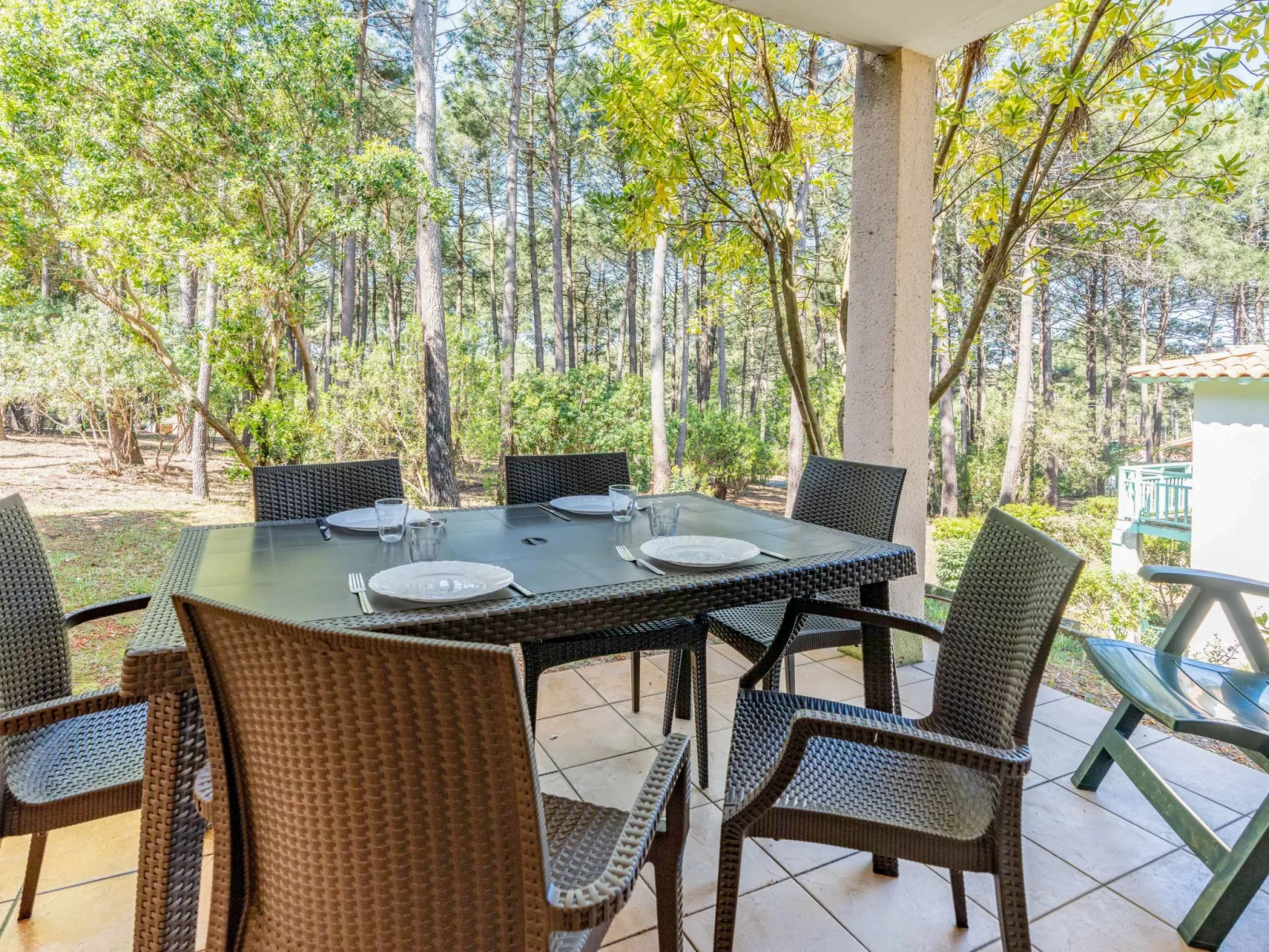 Domaine Golf Resort-Outside