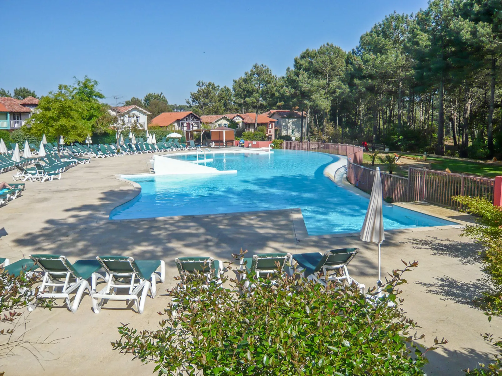 Domaine Golf Resort-Outside