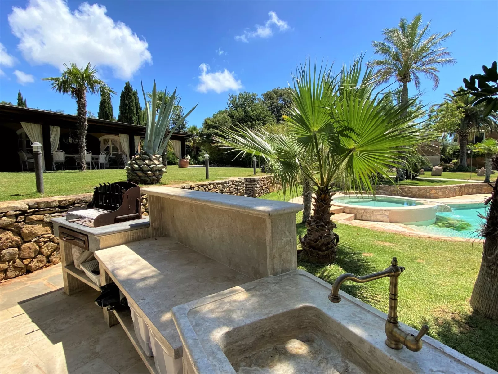 Villa delle Stelle-Outside