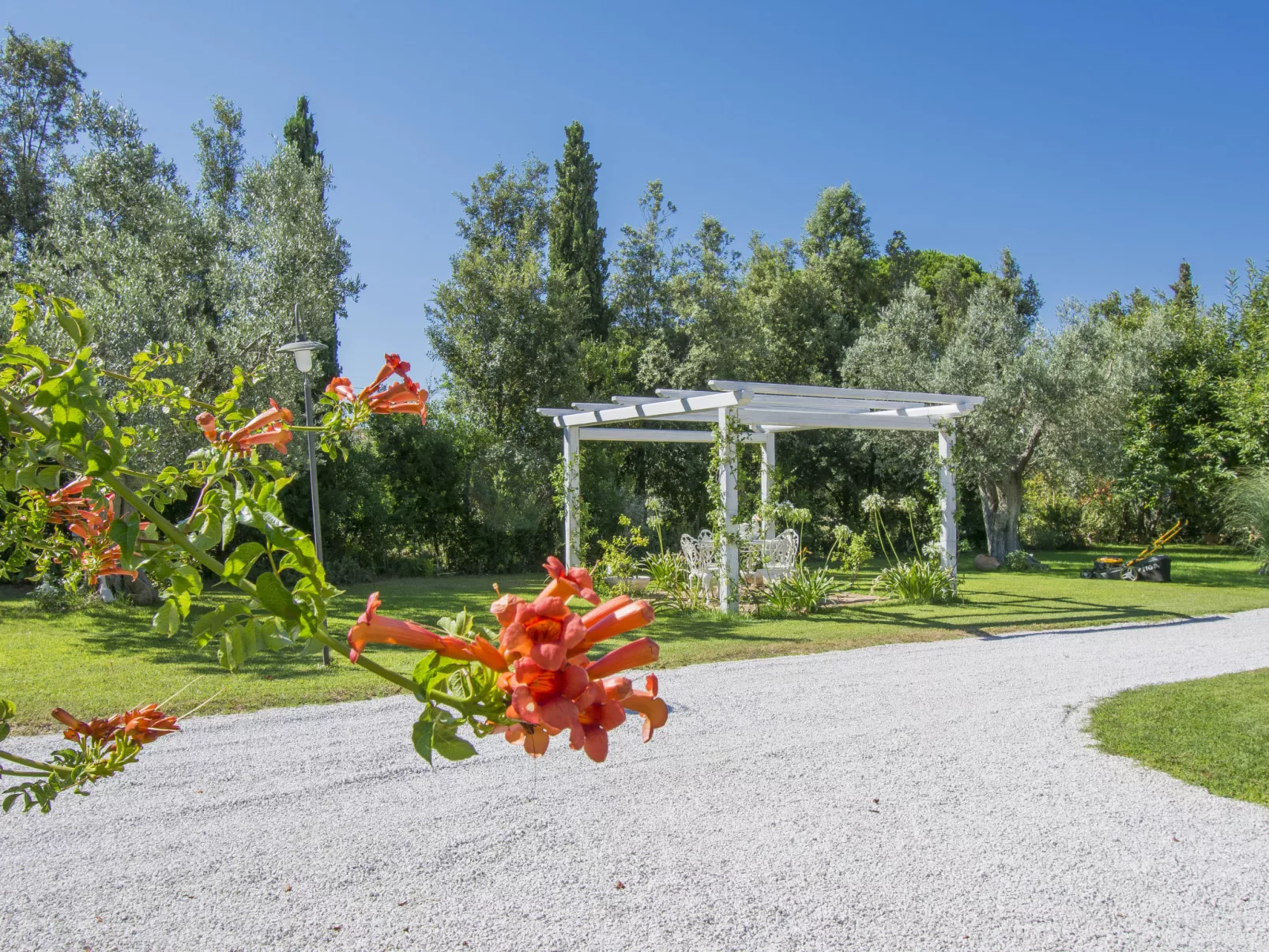 Villa delle Stelle-Outside
