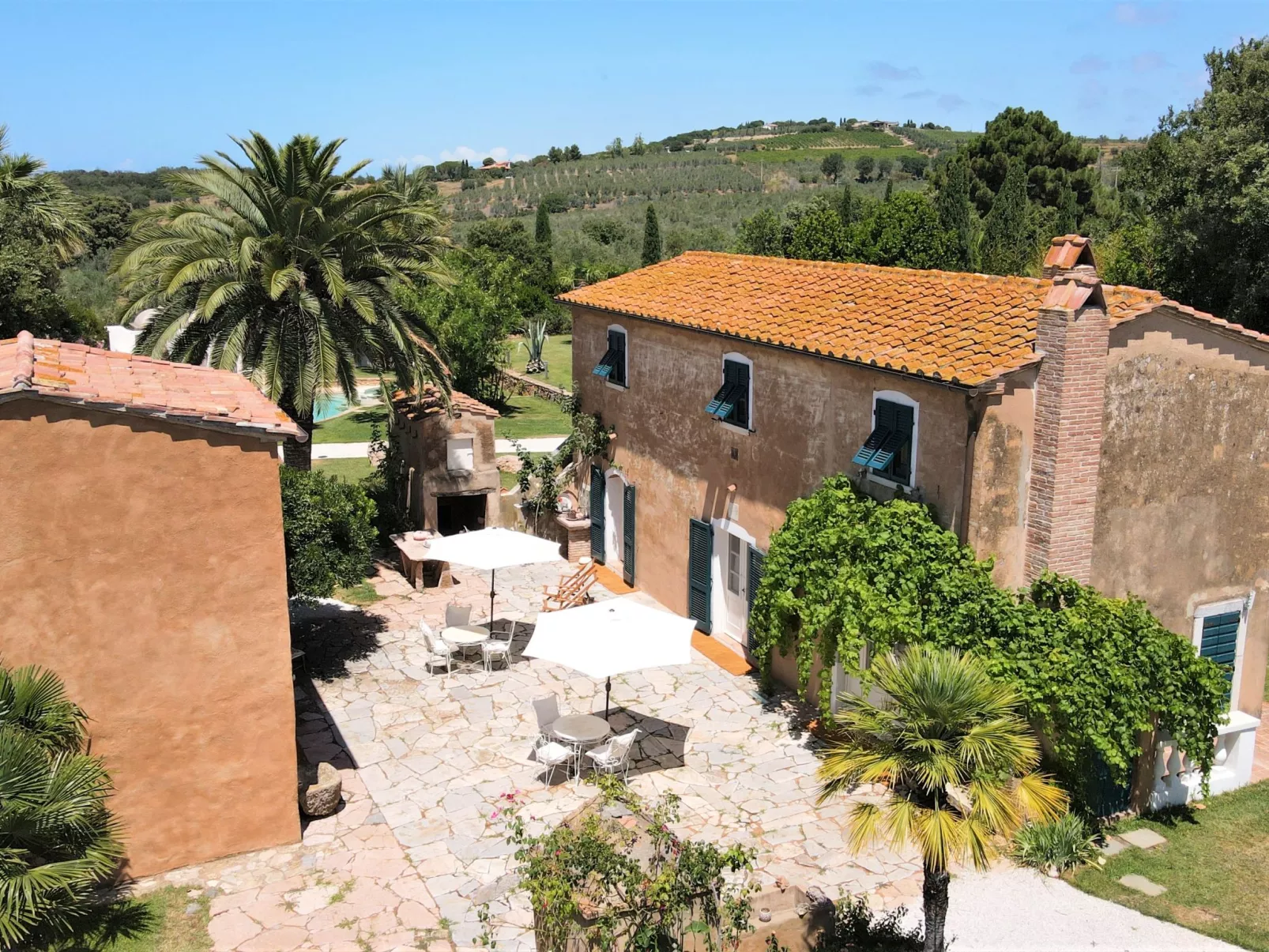 Villa delle Stelle-Outside