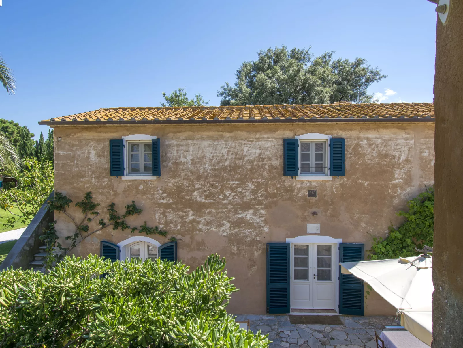 Villa delle Stelle-Outside