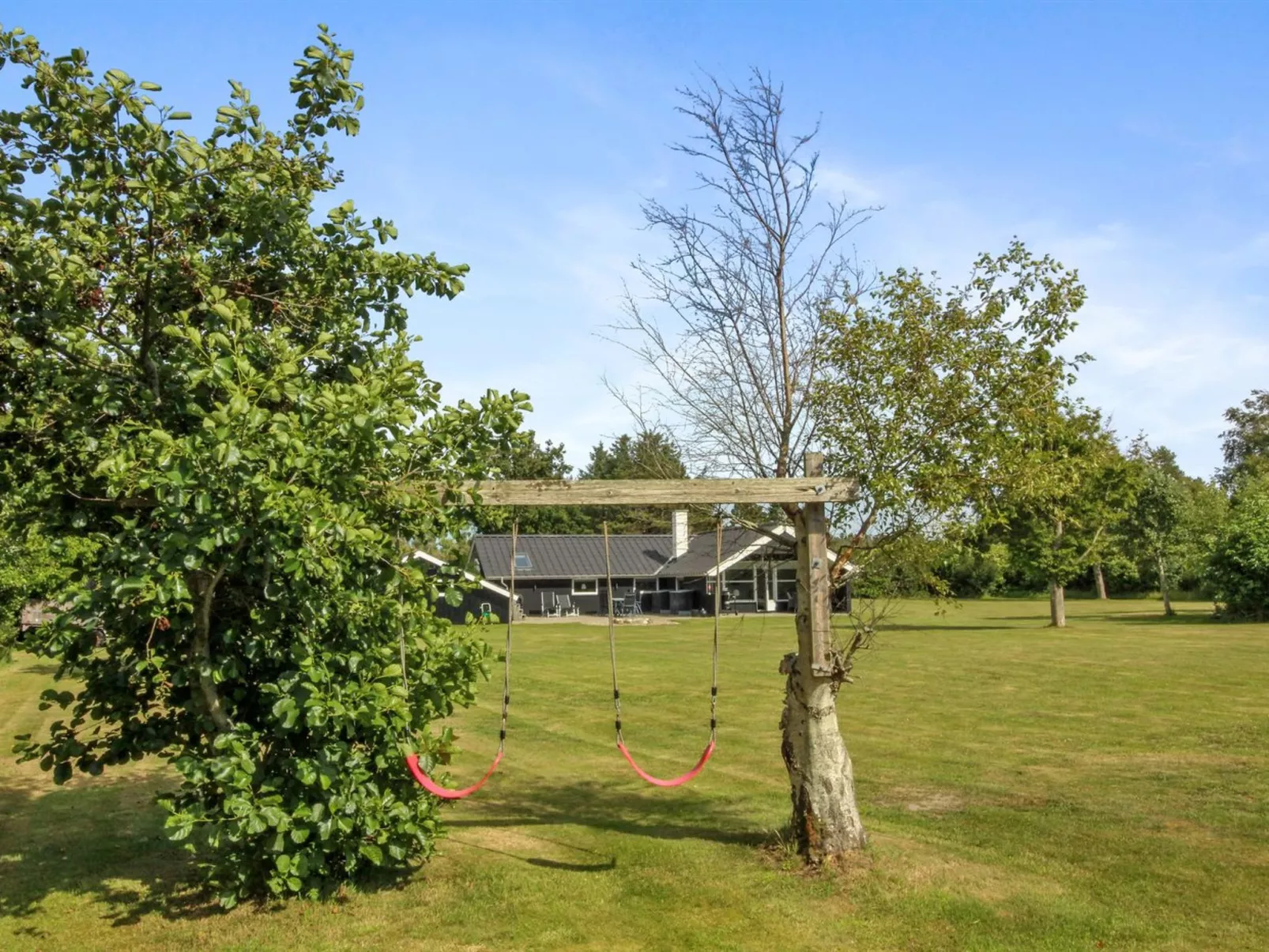 "Harmen" - 1.1km from the sea-Draußen