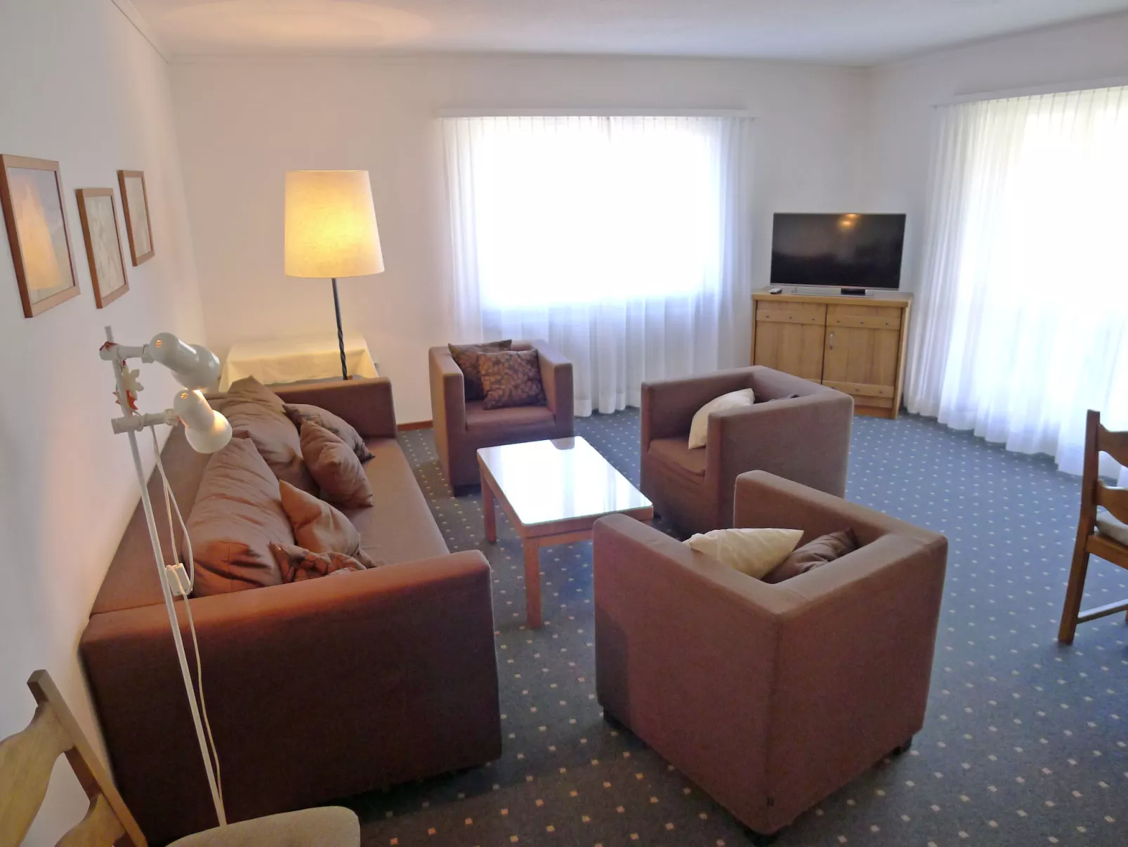 Apt. 13-Inside
