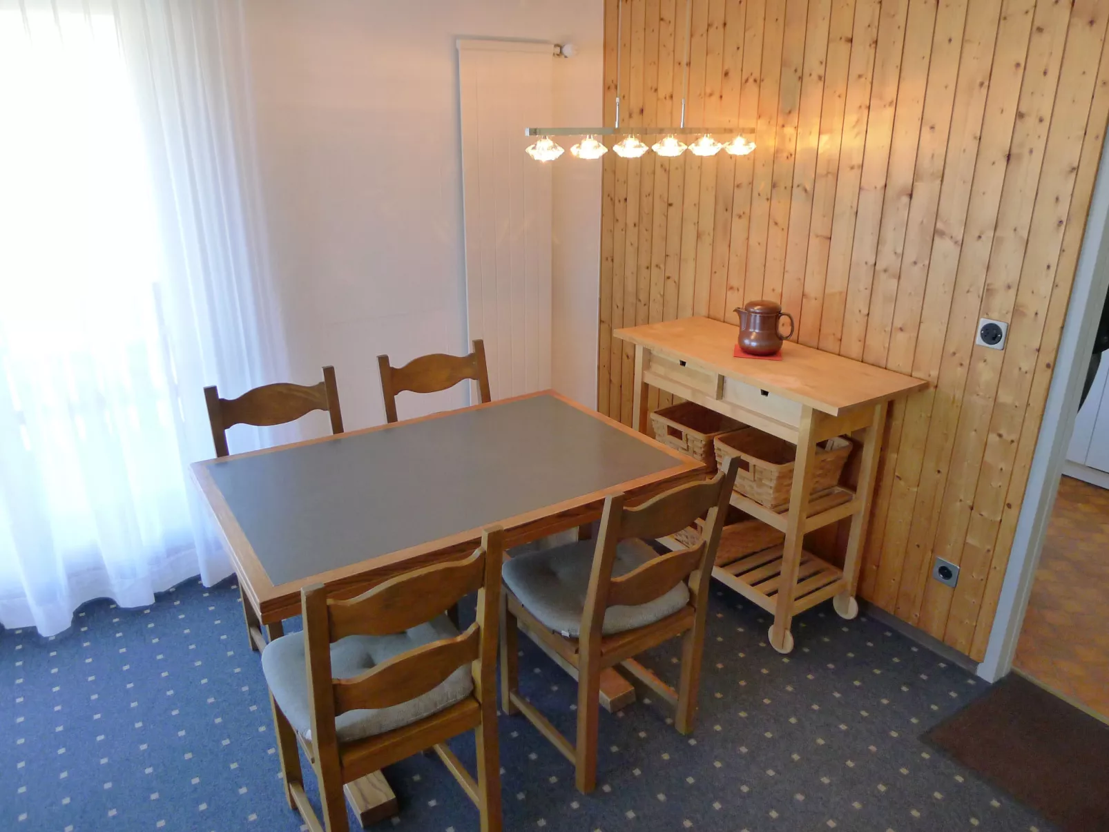 Apt. 13-Inside