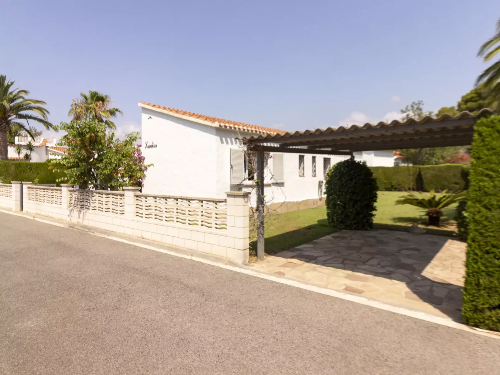Villa Karoline-Outside