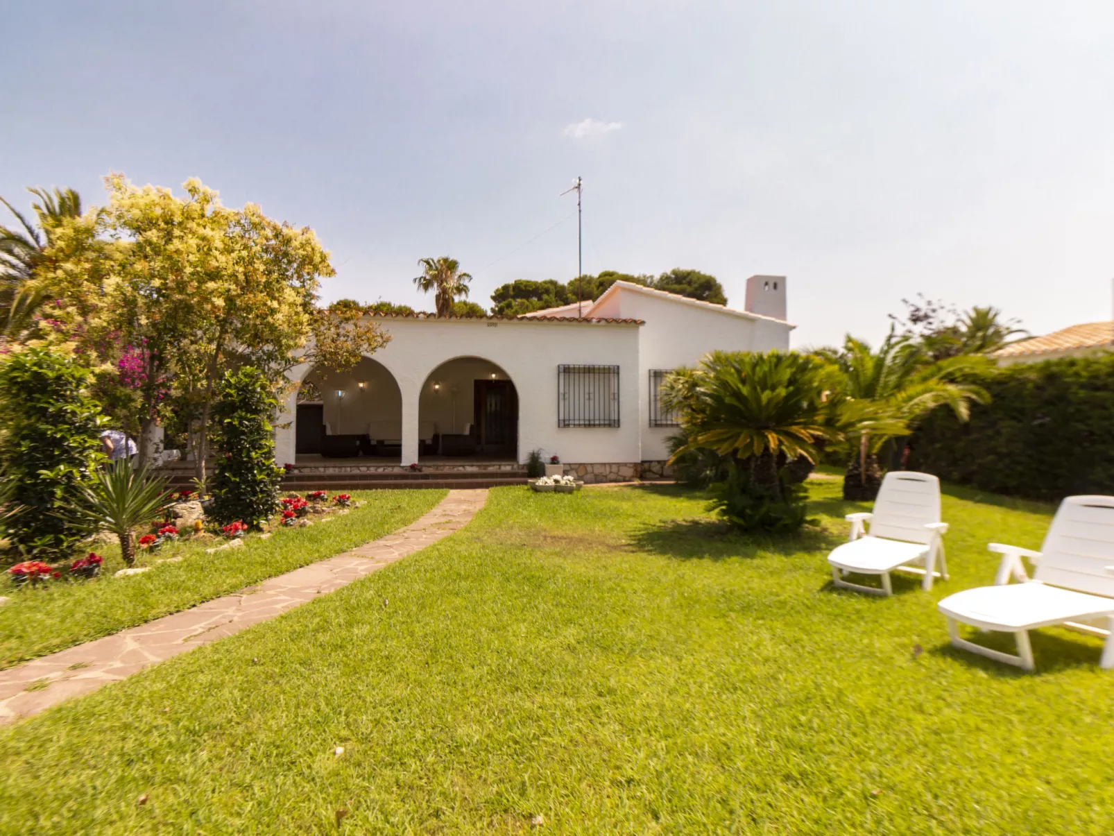 Villa Esplai-Outside