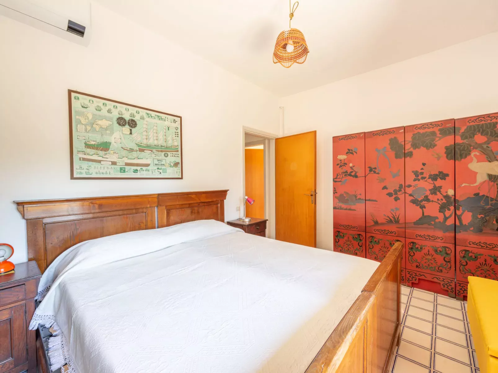 Villa Giuliana-Inside
