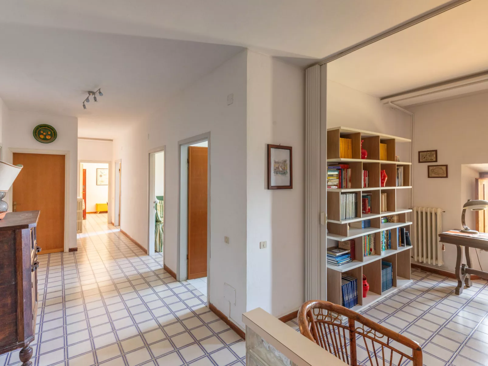 Villa Giuliana-Inside