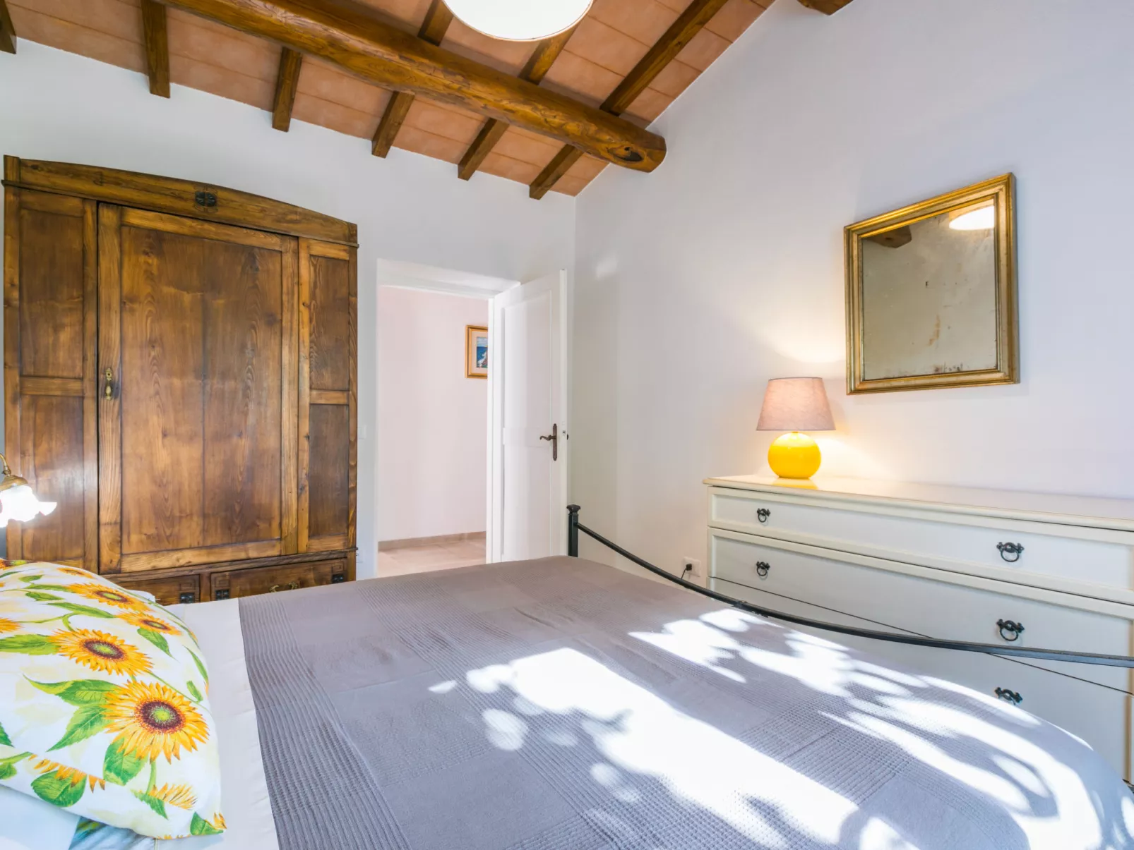 La Tordara-Inside