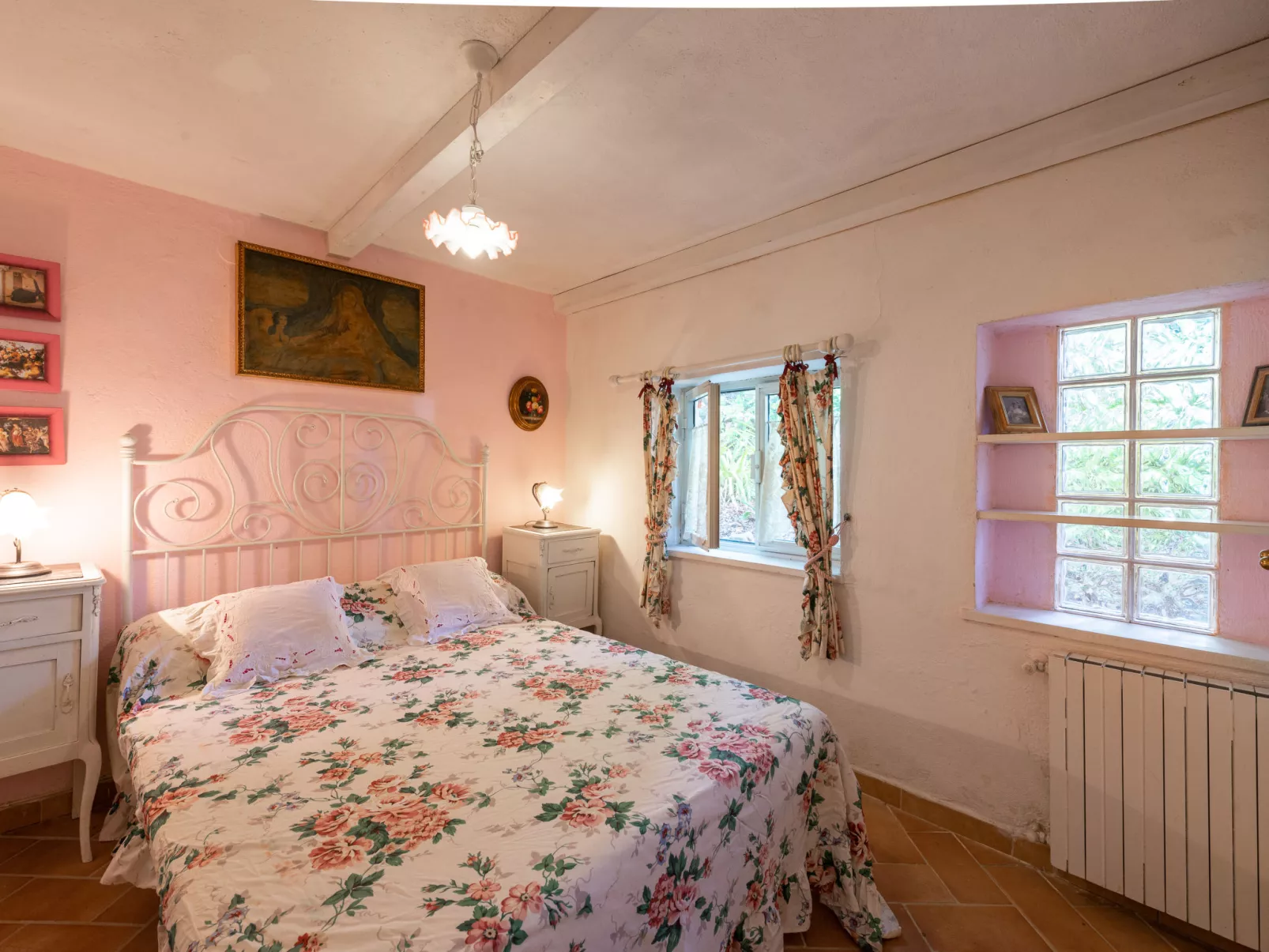 Rose Cottage-Inside