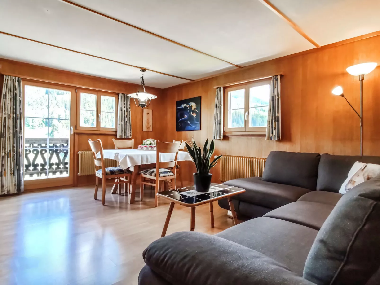 Haus Chumma Apt1-Inside