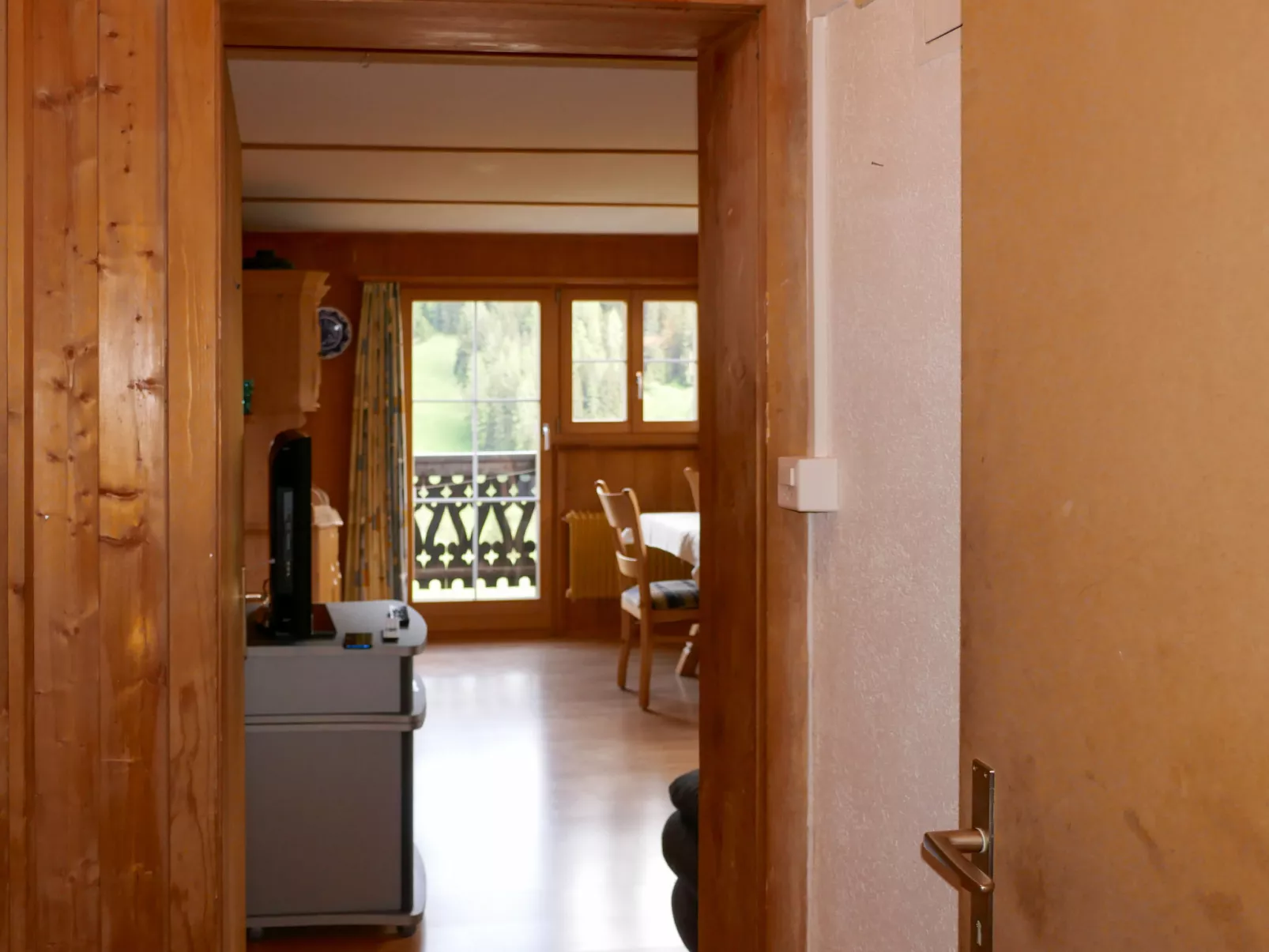 Haus Chumma Apt1-Inside